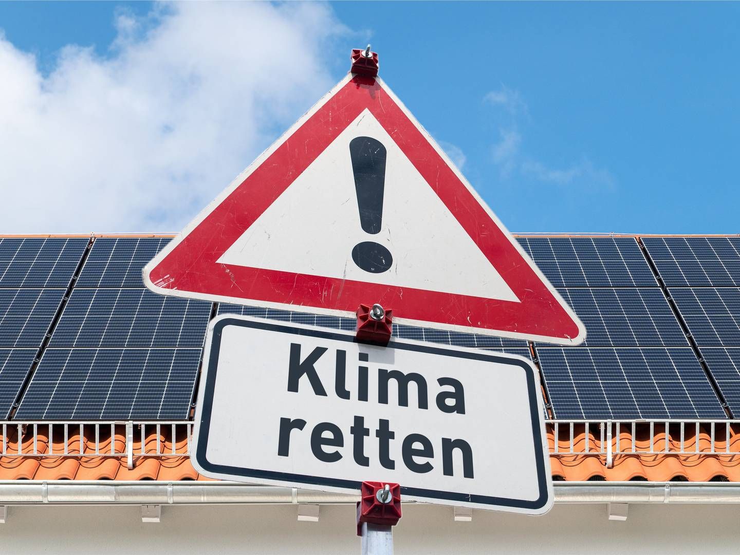 Mit der Energiewende das Klima retten. Auch mittels grüner Anleihen kann sie finanziert werden. | Foto: picture alliance / SULUPRESS.DE | Torsten Sukrow / SULUPRESS.DE