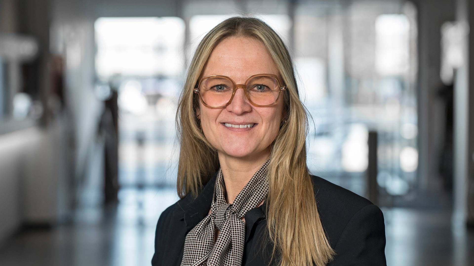 ”Vi er en stor organisation, hvor vejen til at skabe ligeløn går via vores ledere, ligesom fagforeningerne via vores samarbejdsudvalg er kommet med input og bidrag,” siger Lotte Hjortlund Andersen, der er Coops HR-direktør | Foto: Coop / Pr