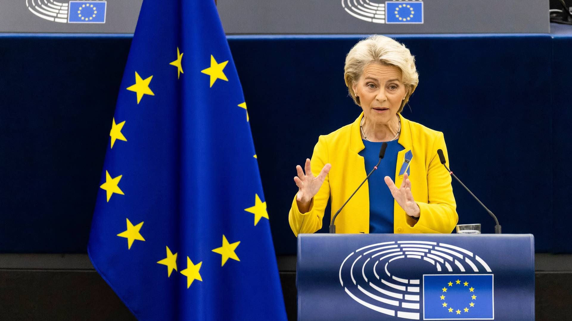 EU-Kommissionens formand, Ursula von der Leyen, da hun holdt sin årlige state of the union-tale i september sidste år. Det var her hun annoncerede elmarkedsreformen klædt i gult og blåt til støtte for Ukraine. | Foto: Philipp Von Ditfurth/AP/Ritzau Scanpix