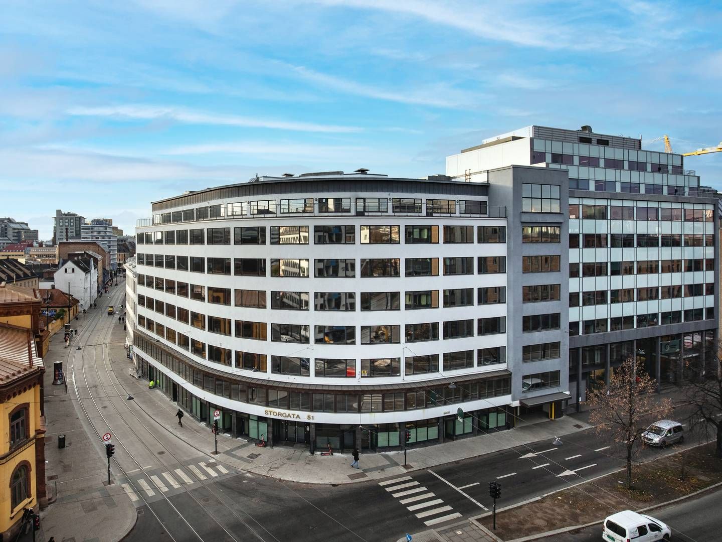 FUNKIS: Helseetaten i Oslo kommune har forlenget leieavtalen med Entra i Storgata 51. En kontoreiendom på åtte etasjer, oppført i 1938. | Foto: Entra