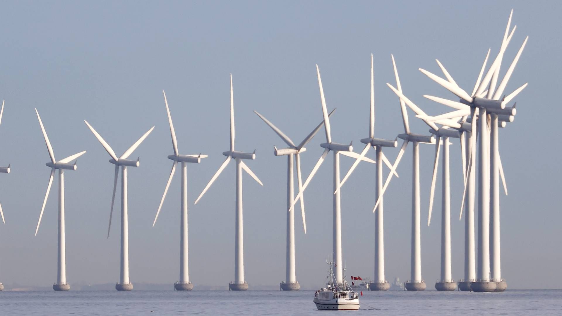 Den såkaldte wake-effekt nedsætter effekten havvindmøller imellem. | Foto: Jens Dresling