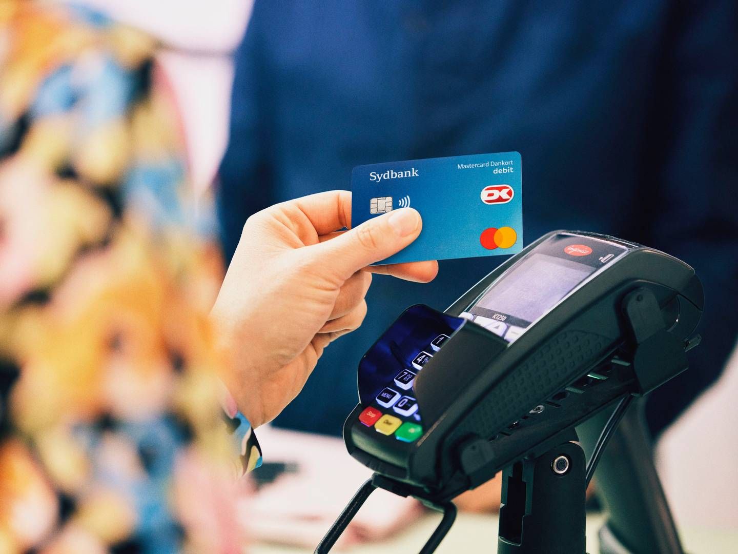 ”Net- og mobilbank samt kortbetaling kører stabilt igen. Vi beklager endnu engang det bøvl, I har oplevet i løbet af i går (lørdag, red.),” skriver Sydbank. | Foto: Pr / Sydbank