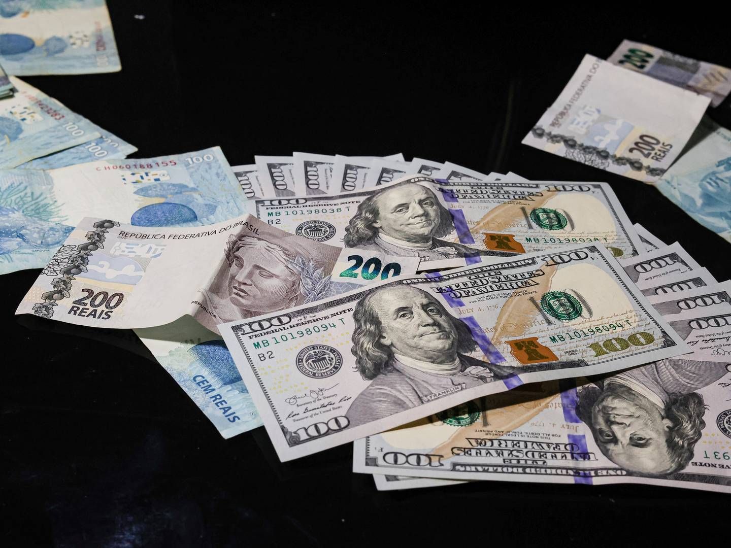 Adgangen til amerikanske dollar er væsentlig for banker verden over. | Foto: Gilson Junio/AP/Ritzau Scanpix