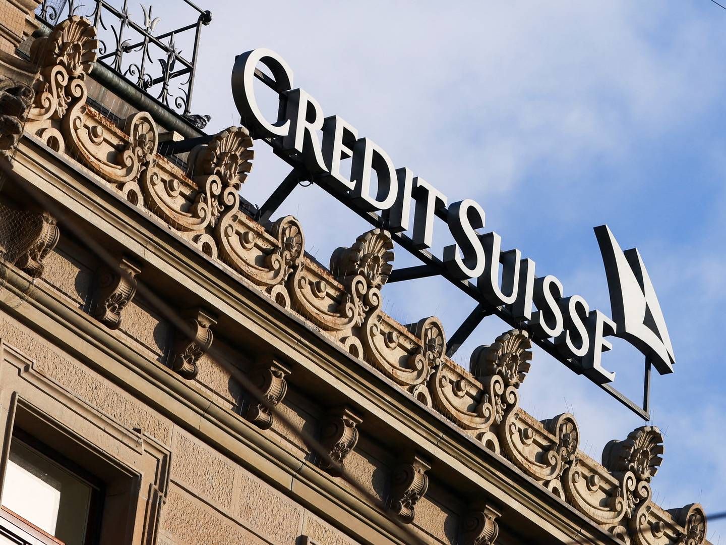 Credit Suisse bliver opslugt af UBS.