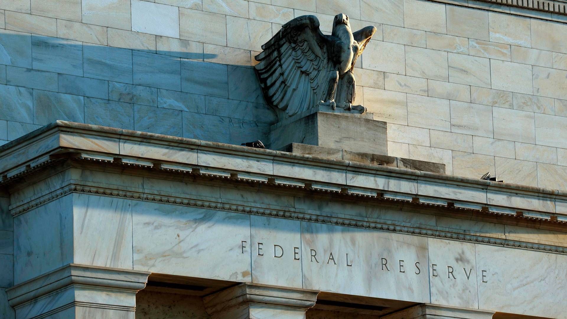 Forventningerne til hvor højt den amerikanske centralbank, Federal Reserve, hæver renten er faldet. | Foto: Kevin Dietsch/AFP/Ritzau Scanpix