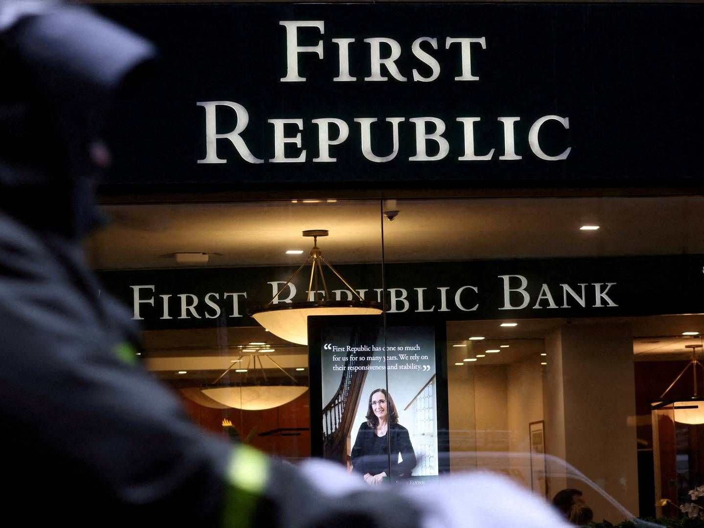A First Republic Bank branch pictured in Midtown Manhattan in New York City. | Foto: Mike Segar/Reuters/Ritzau Scanpix