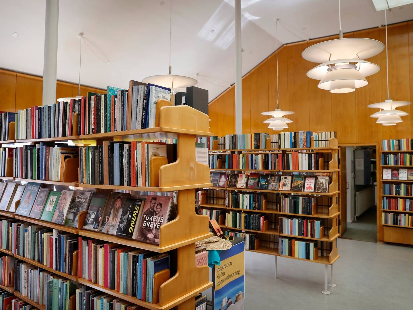 Nyborg bibliotek er et af mange spredt ud i Danmark. Flere hundrede tusinde danskere har udelukkende brugt det fysiske bibliotek i 2022. | Photo: Jens Dresling