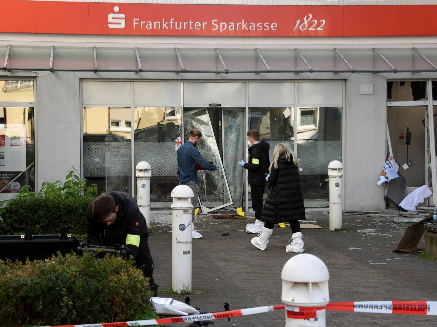 Bereits im November 2022 wurden zwei Geldautomaten der Frankfurter Sparkasse im Stadtteil Praunheim gesprengt. | Foto: picture alliance / Presse- und Wirtschaftsdienst | Bernd Kammerer