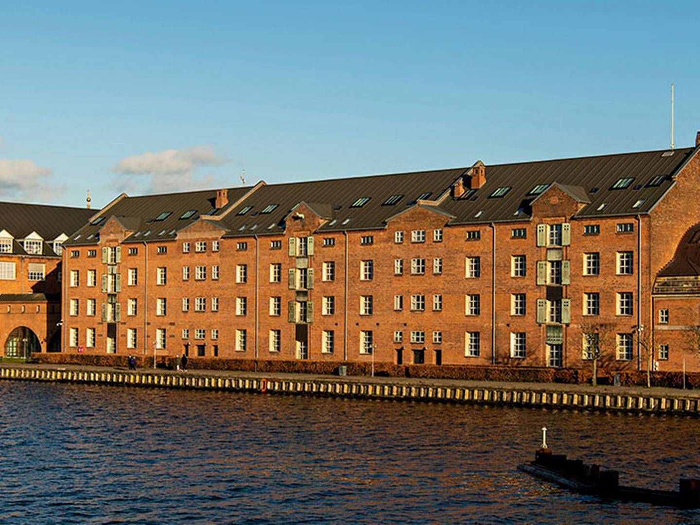 C.W. Obel Ejendomme overtog for ti år siden de mere end 100 år gamle pakhusbygninger på Langebrogade ud til Københavns Havn, der i sin tid blev anvendt af De Danske Sukkerfabrikker. | Foto: PR / C.W. Obel