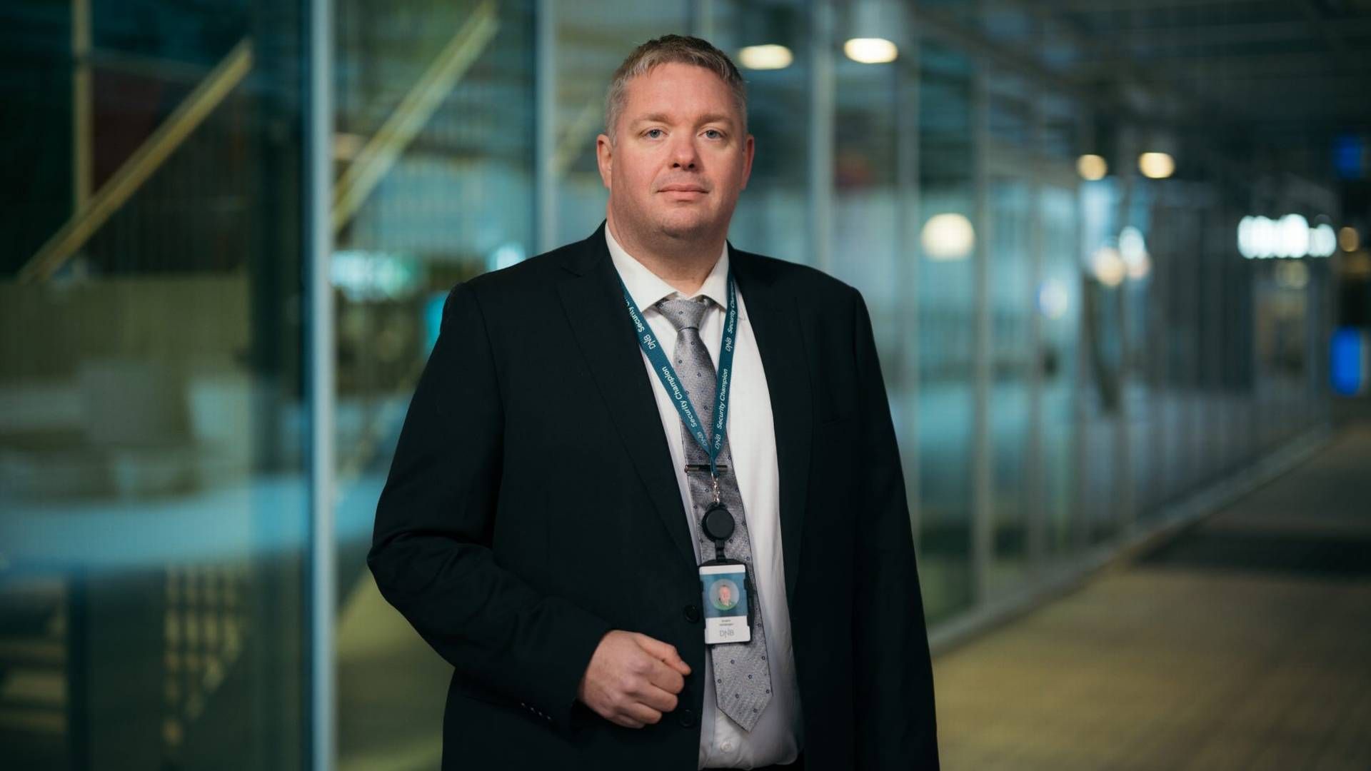 STÅR STERKERE: Sikkerhetsdirektør i DNB, Anders Hardangen forteller at en samlet bransje står sterkere mot cyberangrep. | Foto: DNB / PR