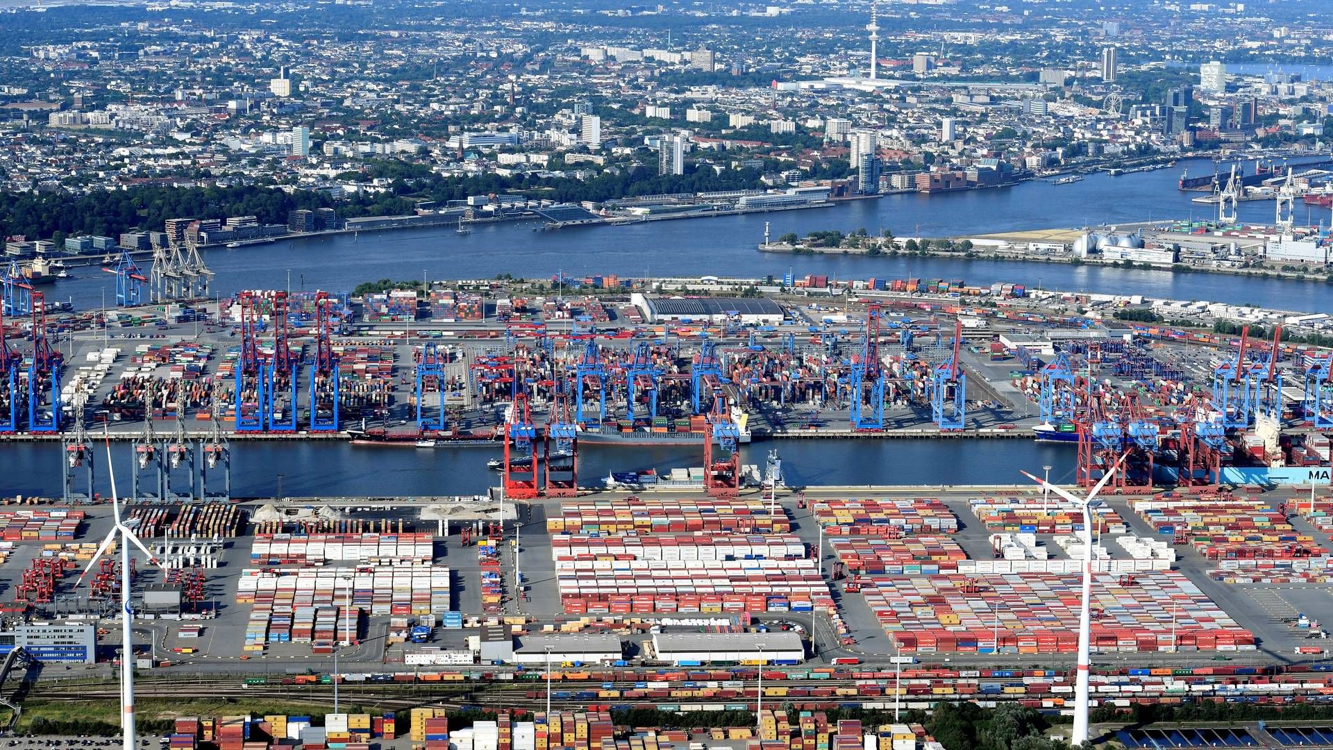 Godsmængderne på en af Europas største havne i Hamburg faldt med 5,4 pct. i 2022. | Foto: Fabian Bimmer/Reuters/Ritzau Scanpix