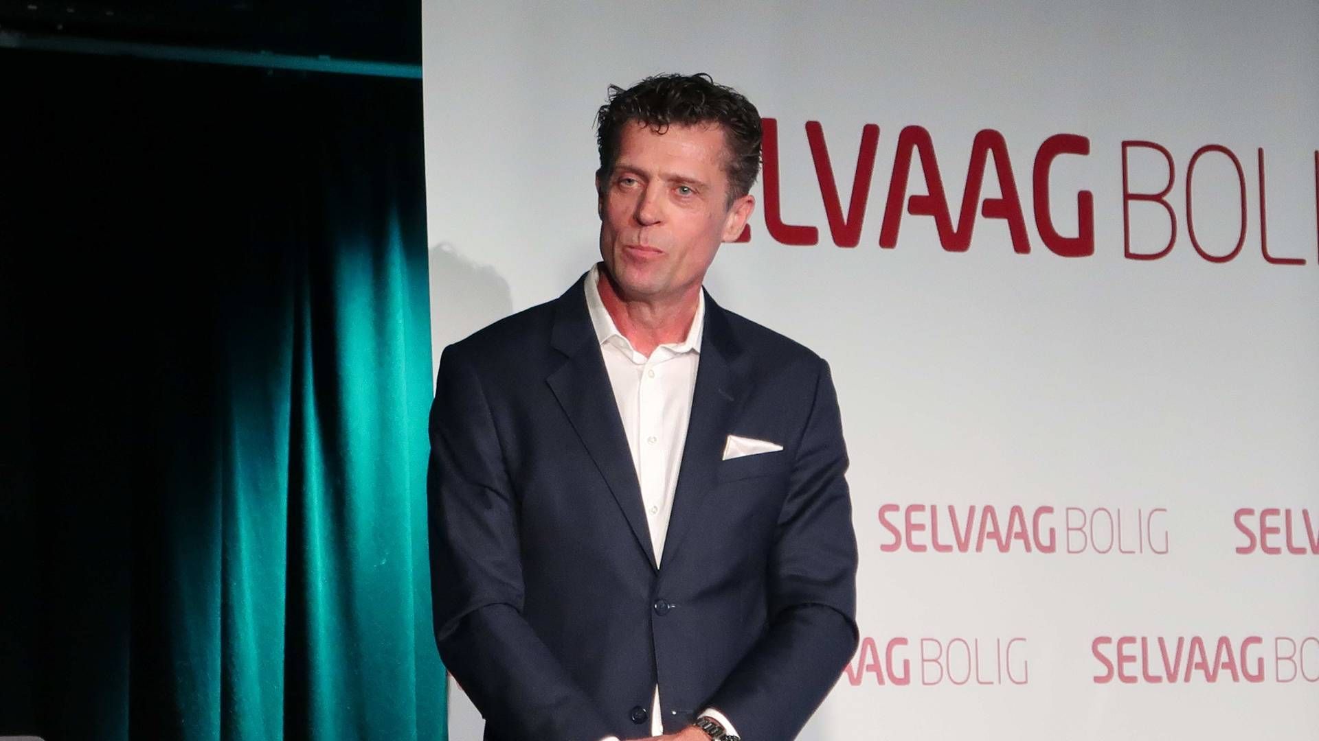 LEVERER SVAKERE TALL: administrerende direktør Sverre Molvik i Selvaag Bolig | Foto: Øystein Byberg