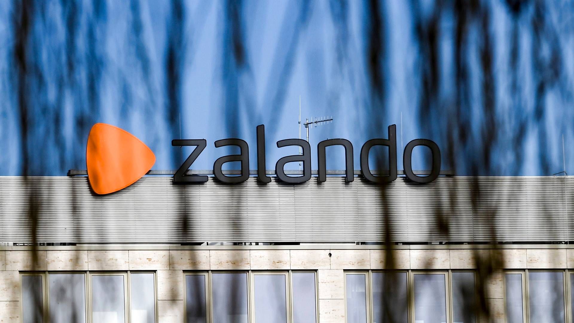 Zalando kan endnu ikke oplyse, hvor mange modemærker, der vil blive frasorteret på modeplatformen. | Foto: Jens Kalaene/ap/ritzau Scanpix