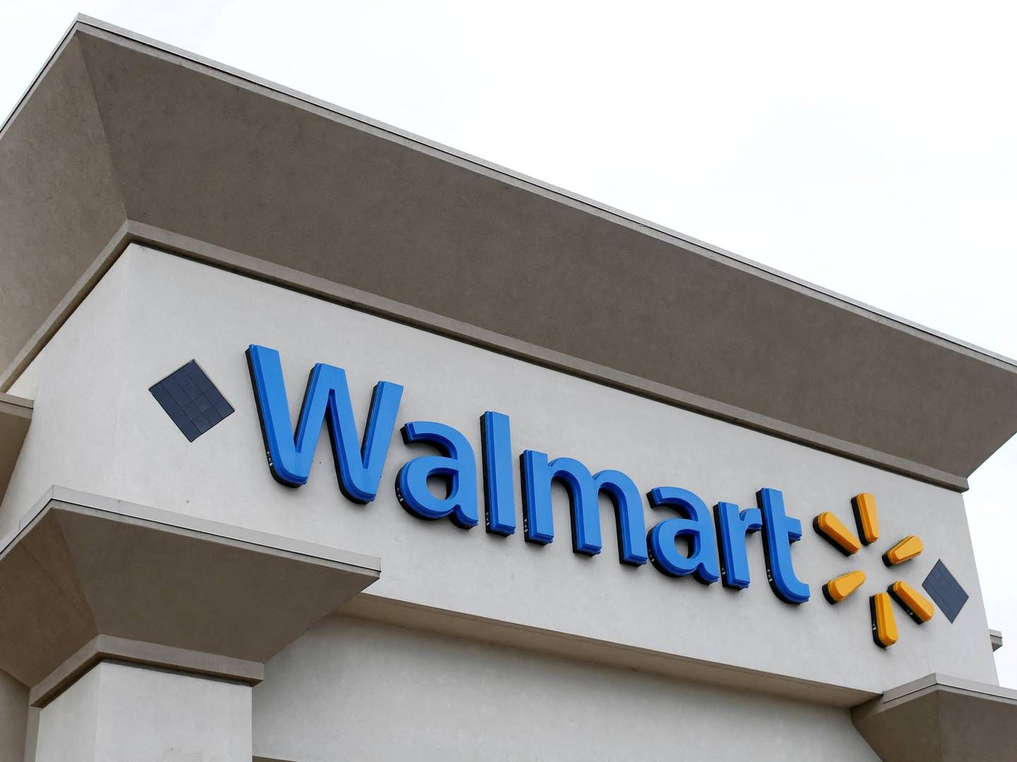 Over 2000 Walmart-medarbejdere står over for at skifte eller miste deres arbejde i koncernen med 1,7 millioner ansatte i USA. | Foto: Mike Blake