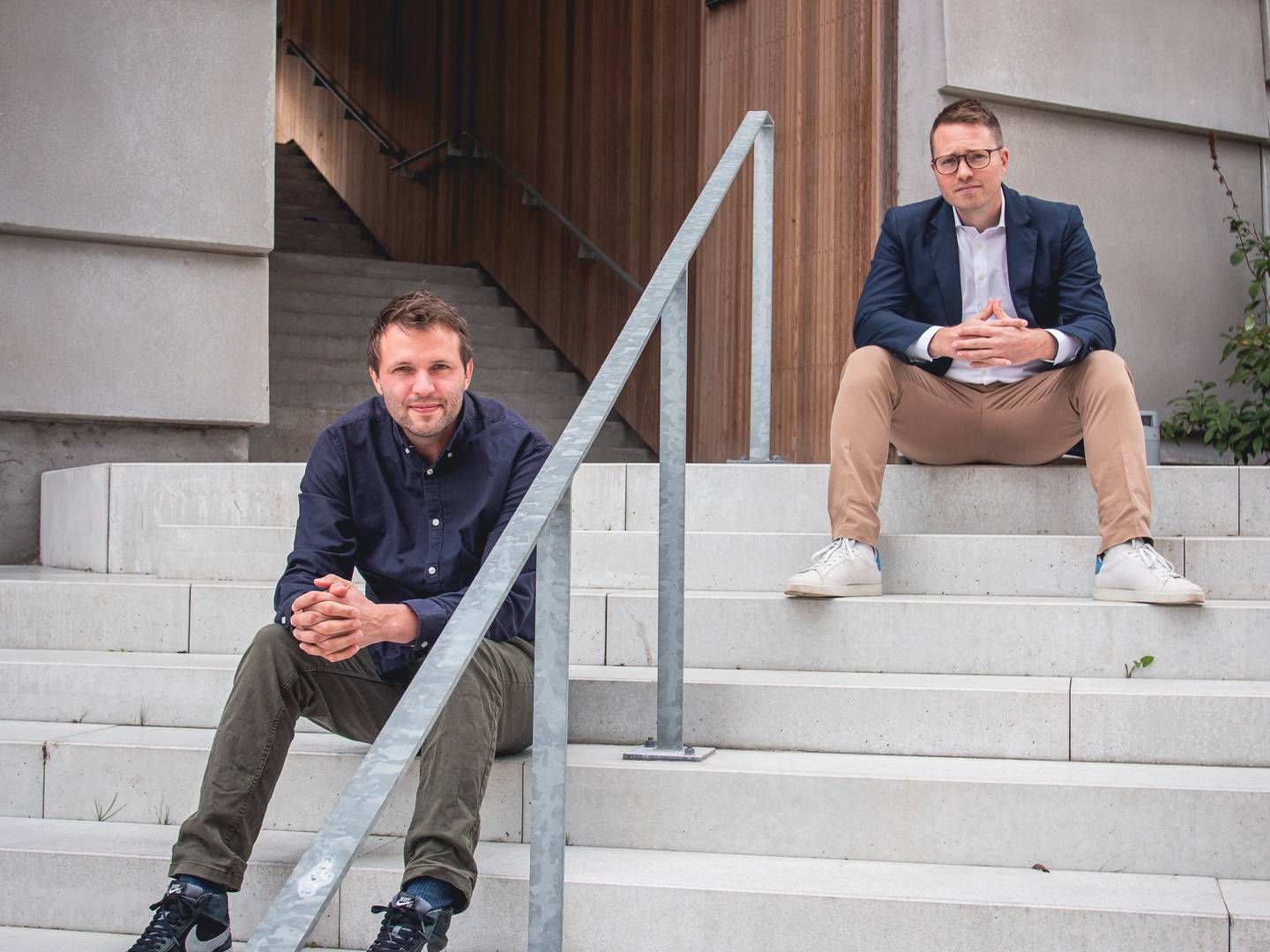 Rune Hven-Jensen, øverst th., og Andreas Green Rasmussen, stiftere af Ugly Duckling Ventures, der har lavet deres første investering, som dypper i finanssektoren. | Foto: Jacob Overgaard