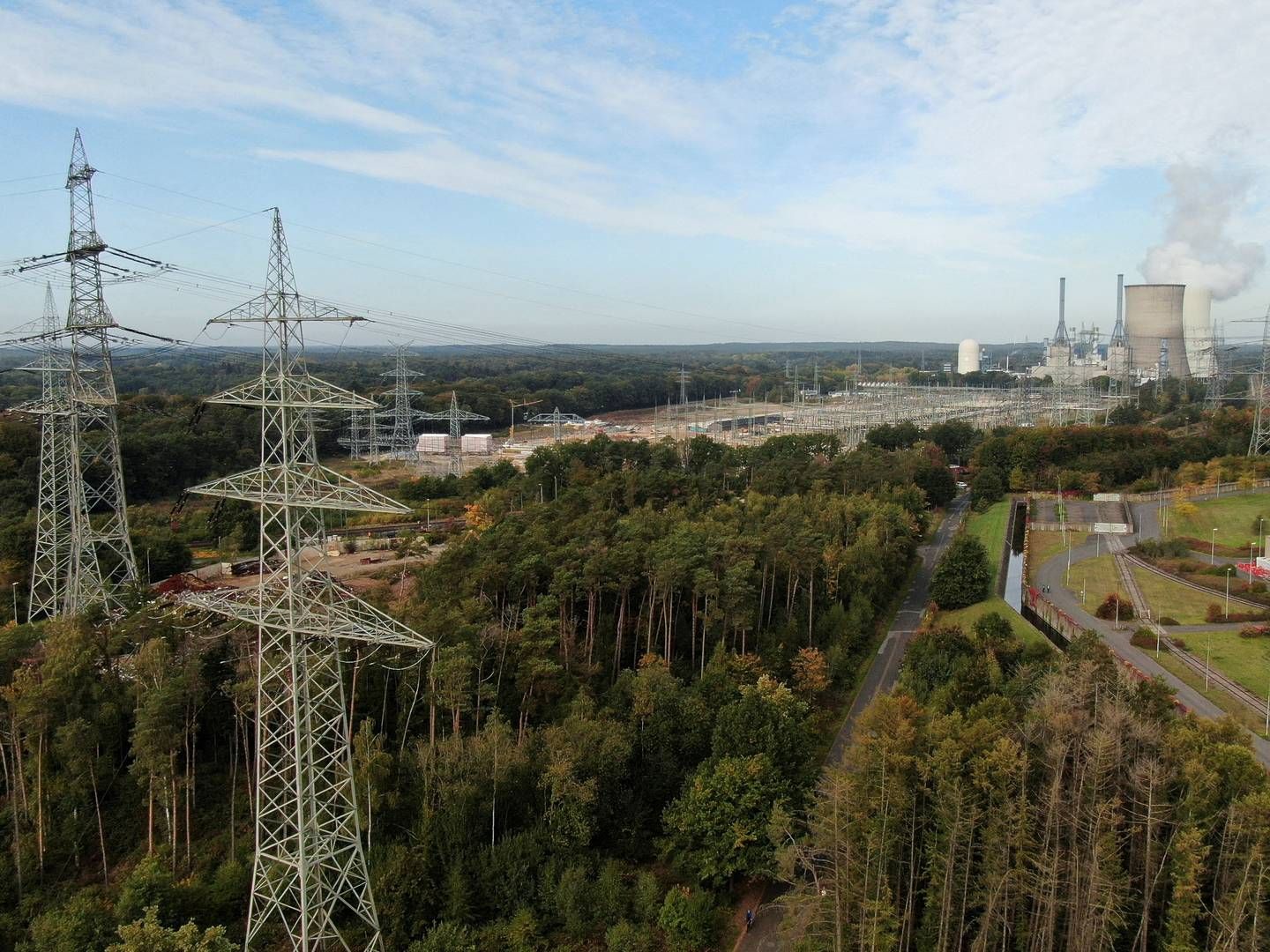 This coming weekend, Bavarian nuclear power plant Isar 2 is disconnected from the country's power grid along with two other plants. And so, Germany bids nuclear power farewell. | Photo: Stephane Nitschke