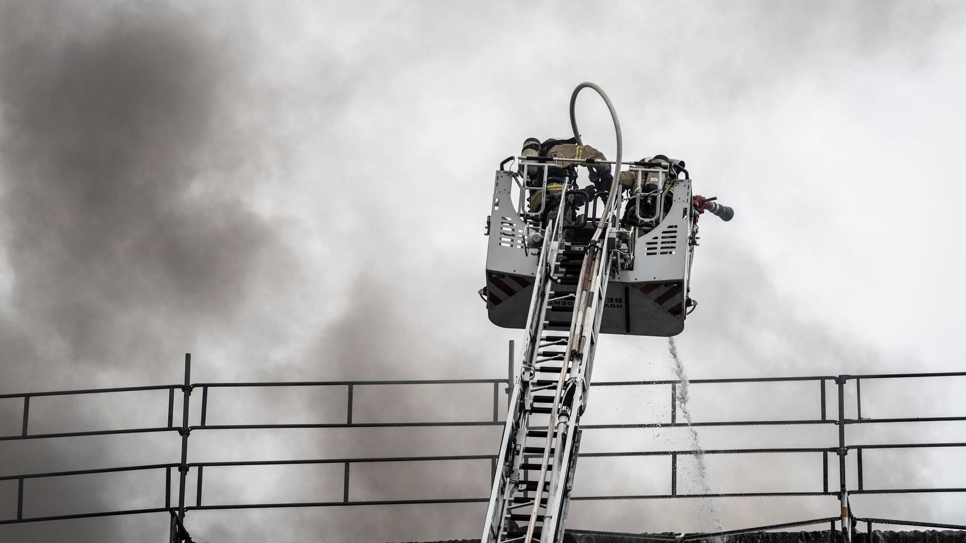 Branden torsdag var i modsætning til branden i april hurtigt slukket, men der venter et oprydningsarbejde, melder brand og redningsmandskabet. Arkivfoto. | Foto: Jens Hartmann