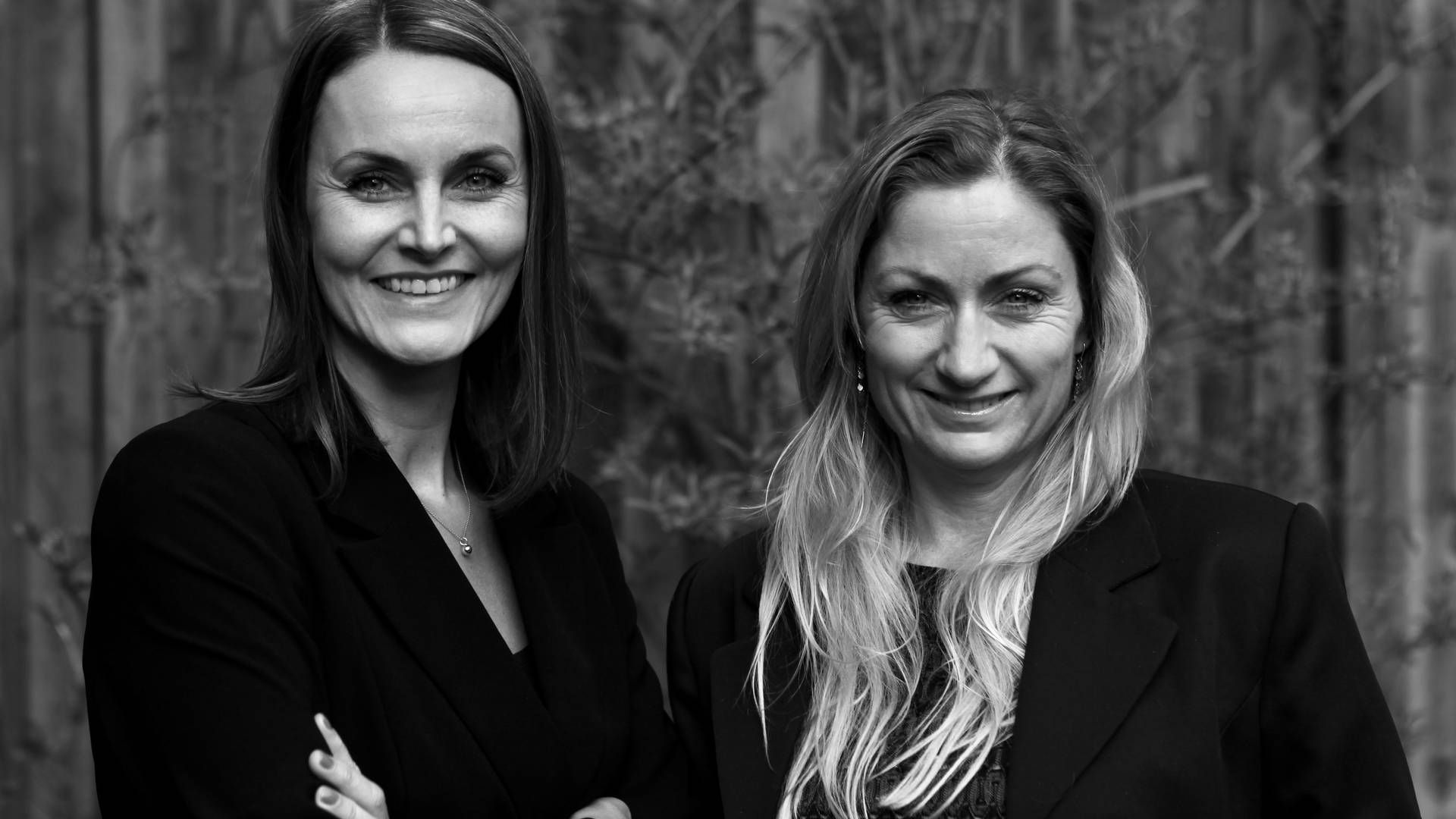 Fra venstre: Lenette Bak Holdensen og Katrine Herforth – hhv. ny chef for underholdning og reality og adm. direktør hos Blu. | Foto: Peter Mühlhausen