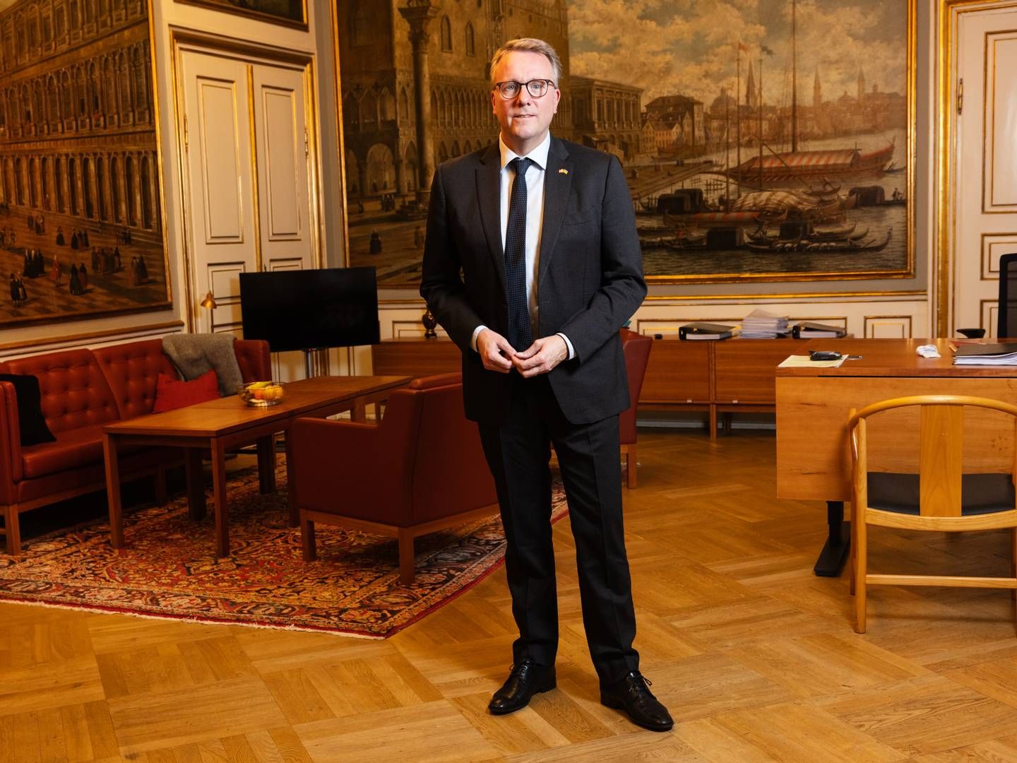 Erhvervsminister Morten Bødskov (S), gør det nu muligt for danske realkreditselskaber at finansiere havvindparker langt ude på havet. | Foto: Gregers Tycho
