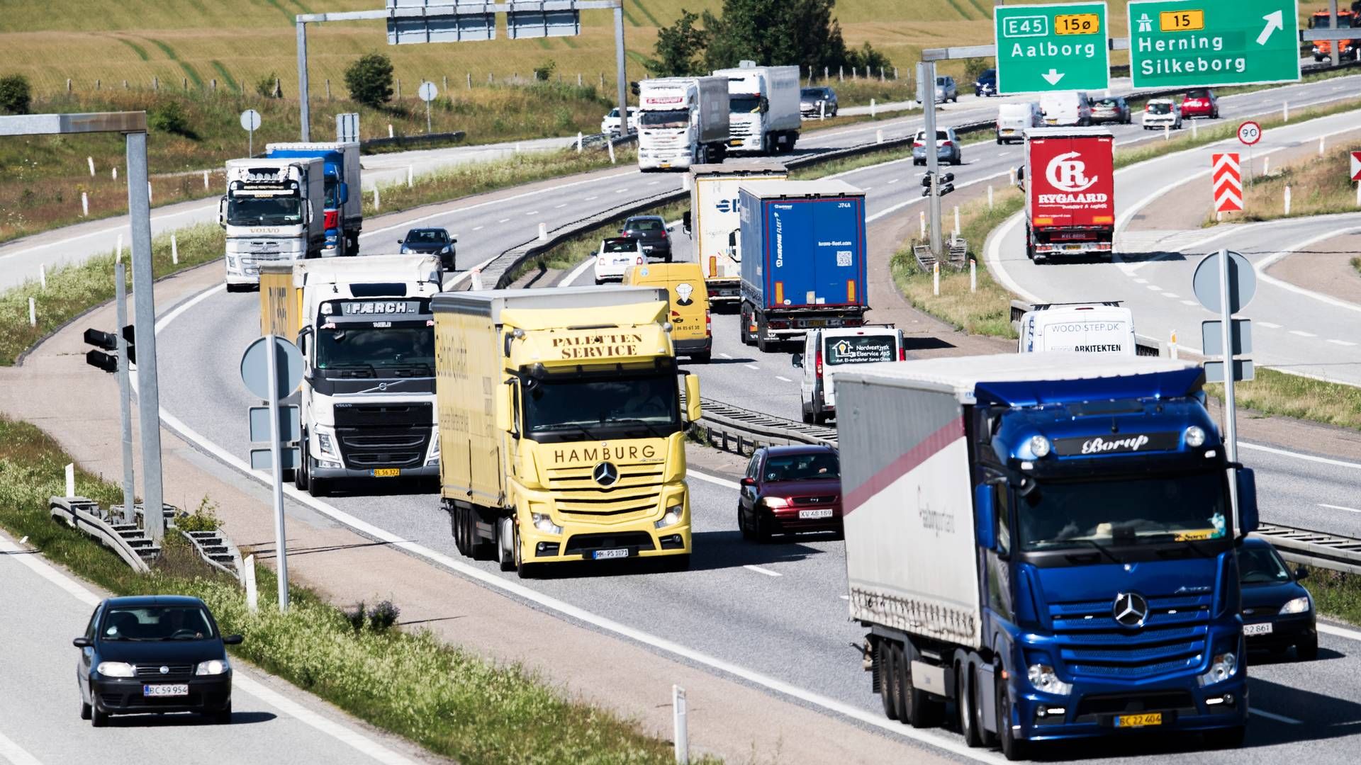 Flere lastbilproducenter har forskellige holdninger til, om den kilometerbaserede vejafgift vil øge efterspørgslen på grønne lastbiler. | Foto: Tycho Gregers/Jyllands-Posten/Ritzau Scanpix