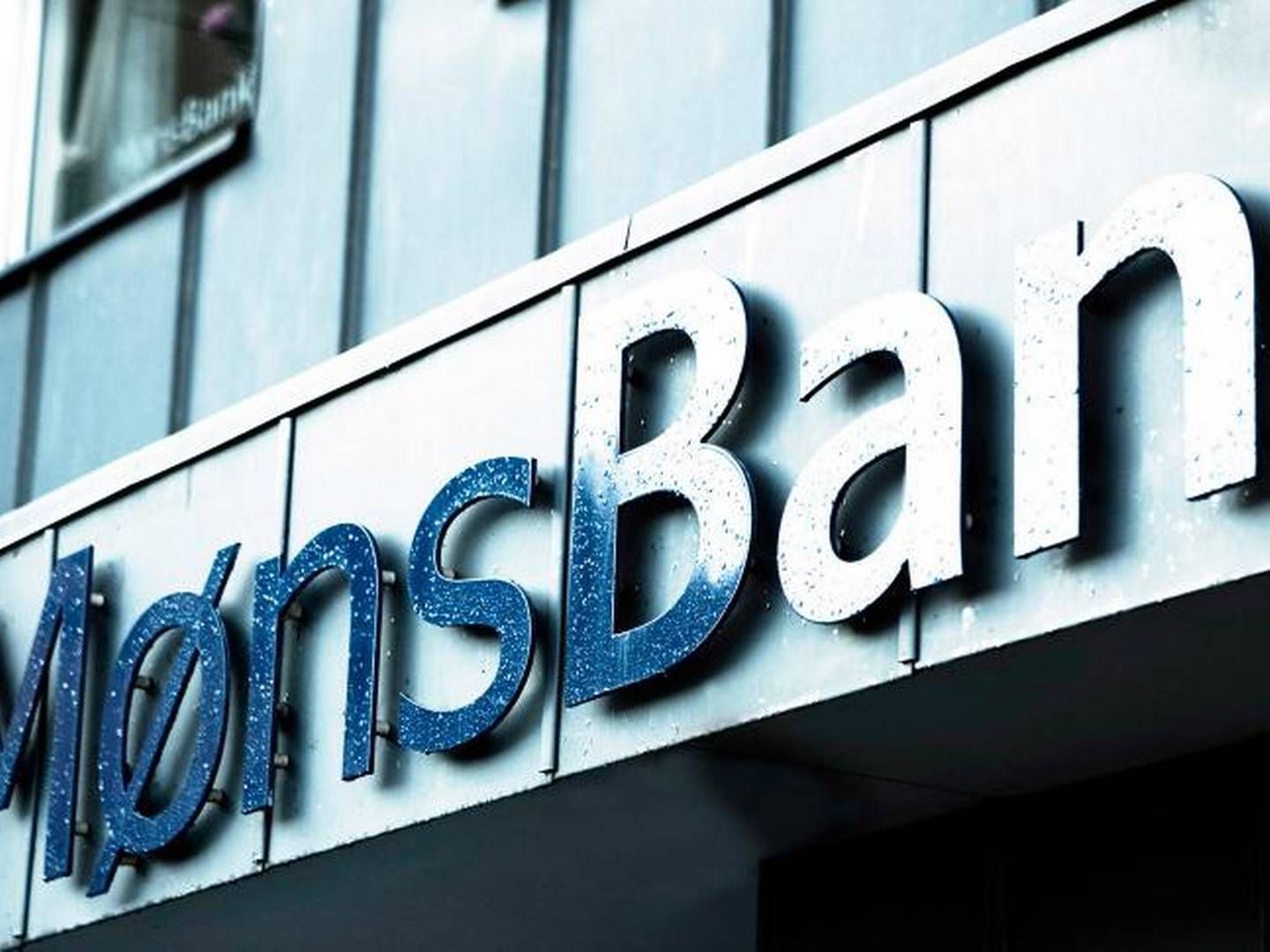Møns Bank er en af blot to tilbageværende børsnoterede danske banker, der endnu ikke har justeret sin forvetninger til 2023. | Foto: Pr/møns Bank