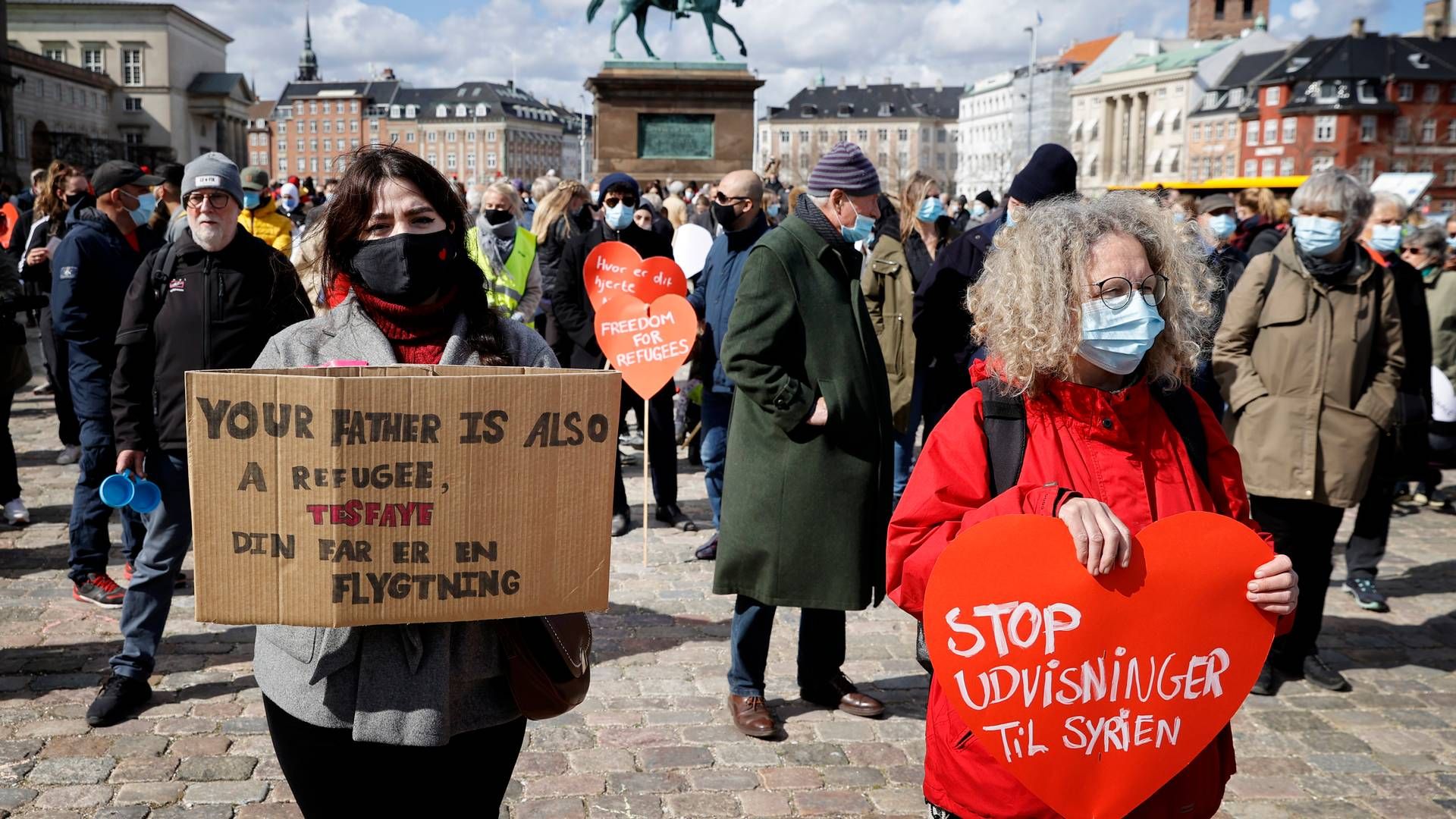 Udvisninger af syriske flygtninge har tidligere ført til demonstrationer i København. Nye tal viser, at under fire af ti sagsbehandlere i asylsager er jurister. | Foto: Jens Dresling