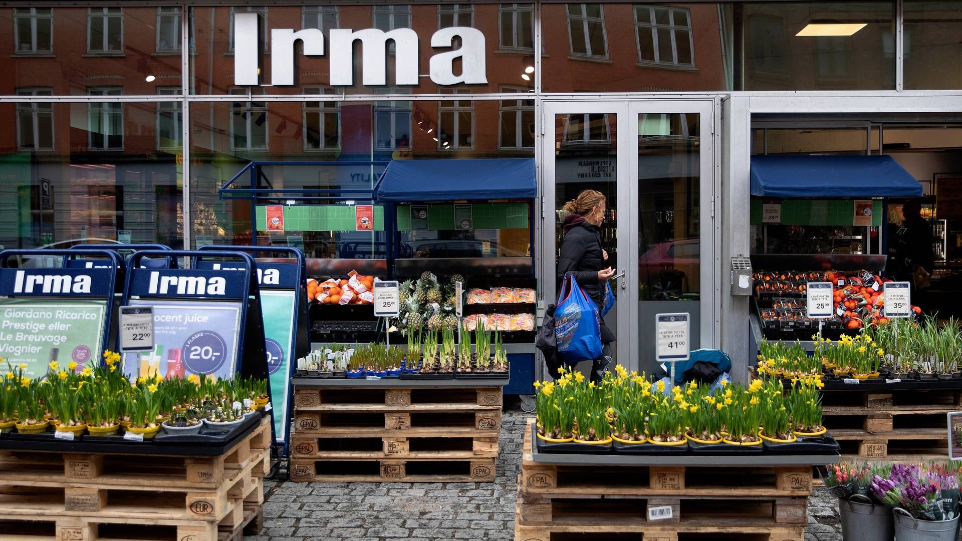 Coops Landsråd skal i weekenden stemme om et forslag, der vil sætte lukningen af Irma på pause. | Foto: Finn Frandsen