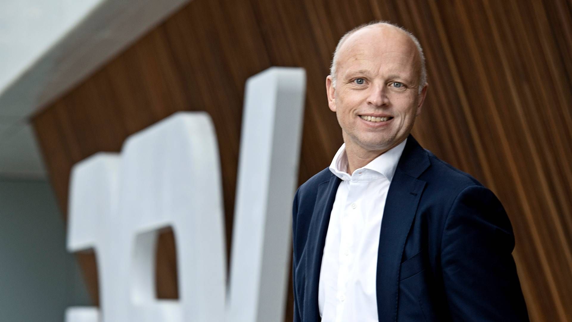 ”Most consumers have just been saying: ’Oh no. Let’s just see if this television will last a little longer.’ That diminishes consumption,” says Jens Lund, chief operating officer at DSV. | Photo: Pr / Dsv