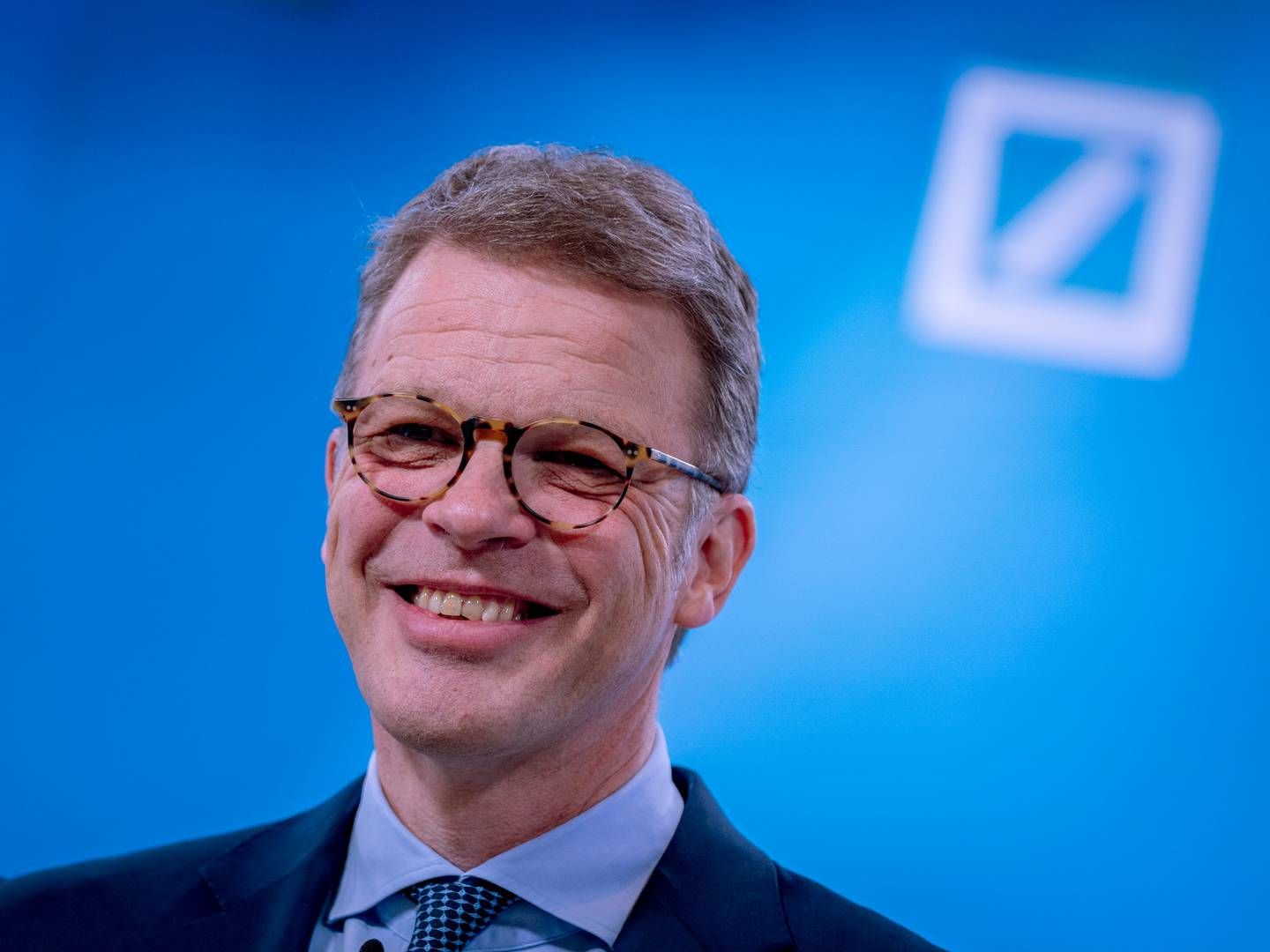Zufrieden: Christian Sewing, Vorstandsvorsitzender der Deutschen Bank | Foto: picture alliance / ASSOCIATED PRESS | Michael Probst