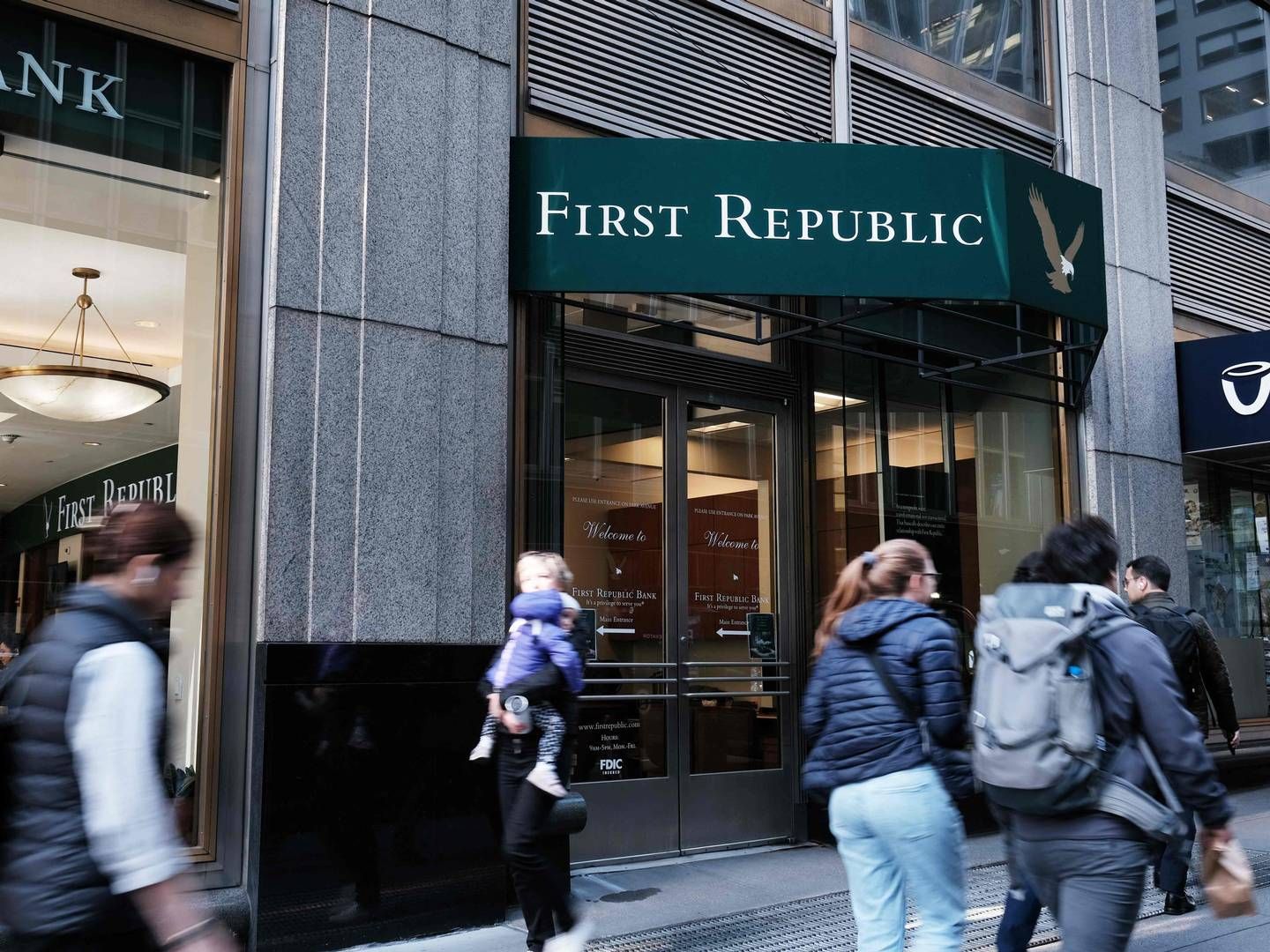 JPMorgan Chase betaler 10,6 mia. dollar for First Republic Bank.