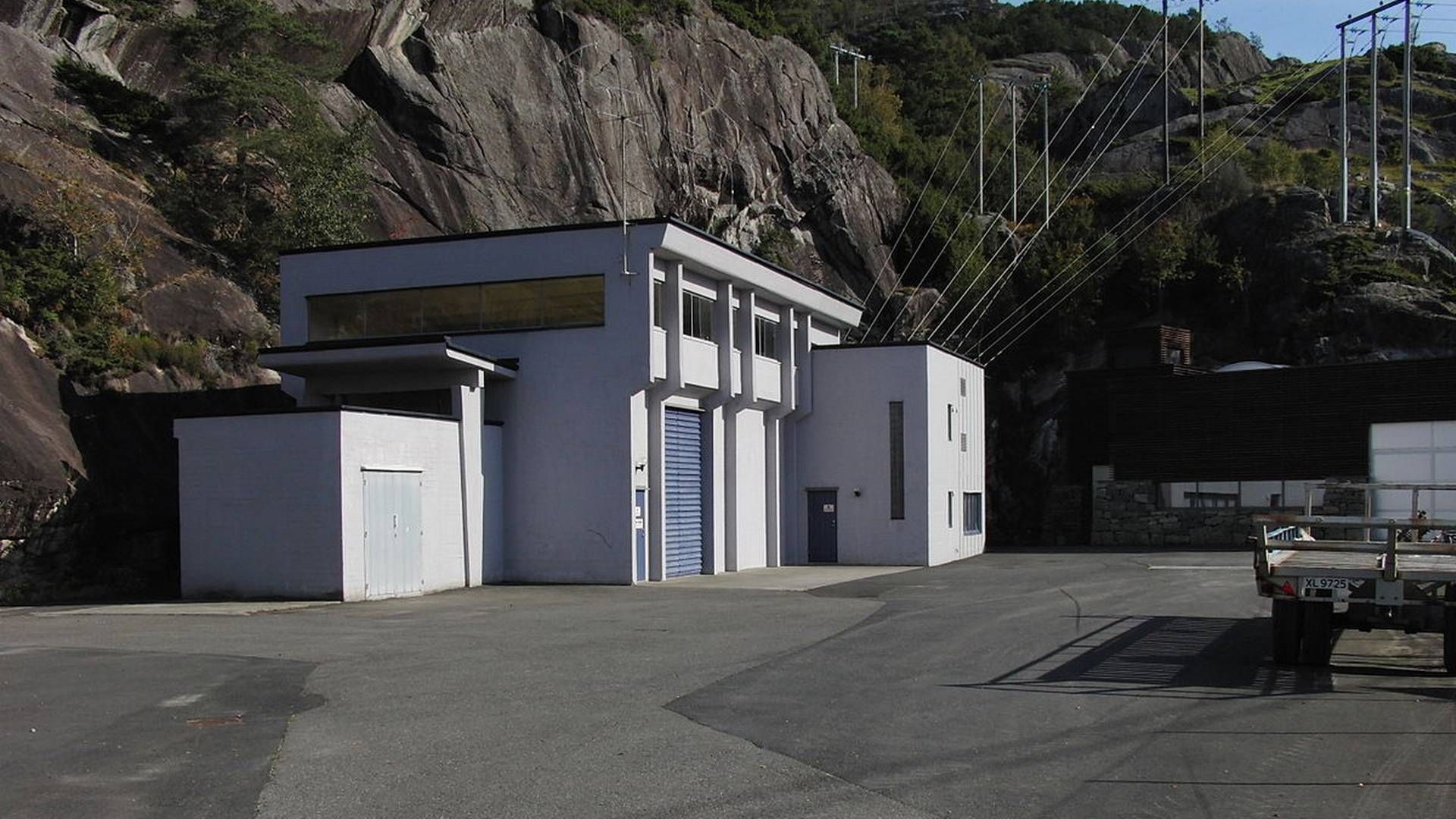 KREVER REVISJON: Øygreyfoss kraftverk på Slettebø ved Egersund fikk konsesjon i 1930. Nå krever Dalane Vannområde at konsesjonen revideres, og at det implementeres tiltak av hensyn til fisken. | Foto: Dalane Kraft