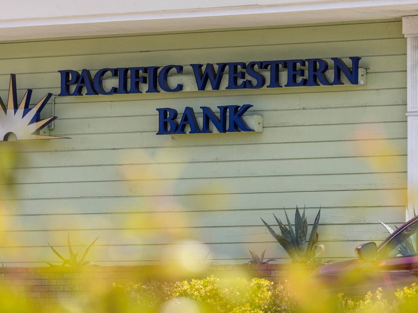 Pacific Western bank og Western Alliance har fået store kursklø tirsdag og det har givet anledning til børspause. | Foto: Mike Blake/Reuters/Ritzau Scanpix