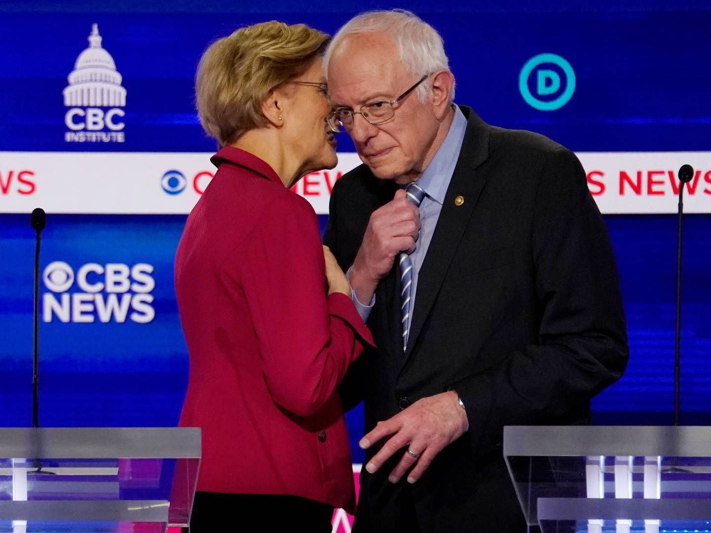 Demokratiske Elizabeth Warren og uafhængige Bernie Sanders har sammen med en række andre amerikanske senatorer sendt besked til centralbankens formand. | Foto: Jonathan Ernst/Reuters/Ritzau Scanpix