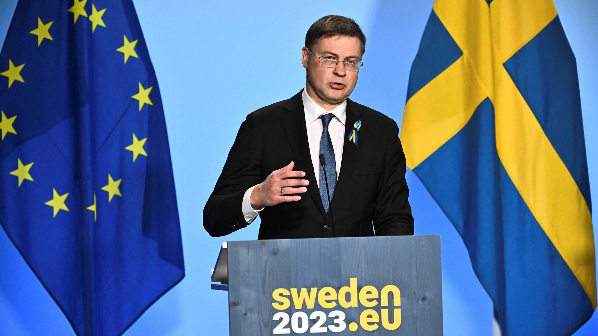 Valdis Dombrovskis, ledende næstformand og handelskommissær i EU-Kommissionen, er glad for at have fundet en fælles EU-løsning. | Foto: Tt News Agency