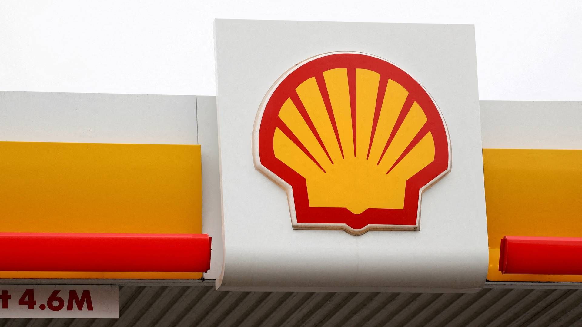STORT OVERSKUDD: Oljegiganten Shell leverte 9,65 milliarder dollar i justert resultat i årets første kvartal. Det var to prosent mindre enn i fjerde kvartal, men en halv milliard dollar mer enn i samme kvartal i fjor. | Foto: May James