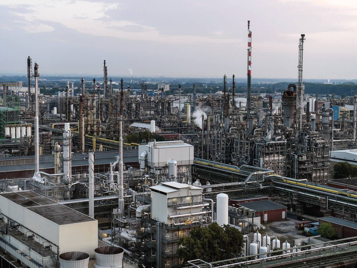 At the BASF production facility in Ludwigshafen, the annual power consumption amounts to approx. 6TWh – or roughly 1% of all of Germany’s electricity demand. | Foto: Basf/pr