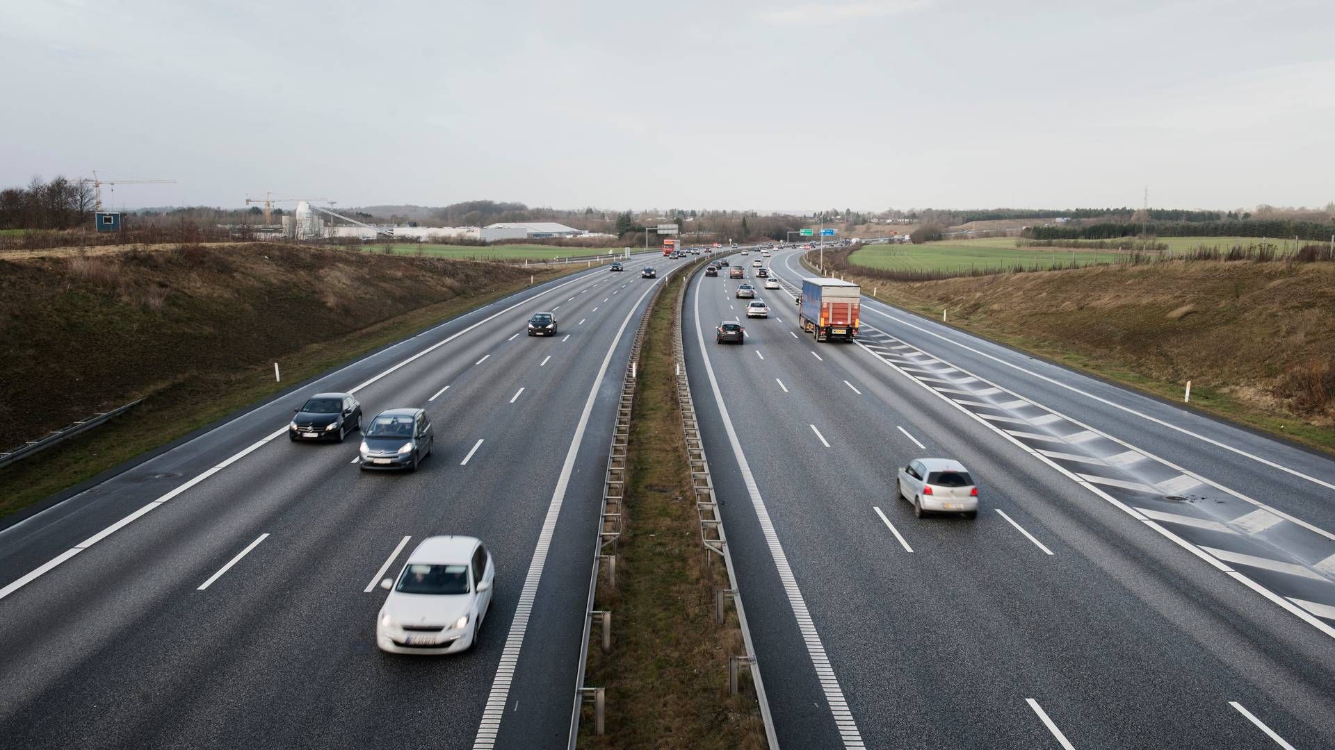 I Vejle skal der arbejdes hen imod færre biler i stedet for at forbyde fossile køretøjer. | Foto: Kenneth Lysbjerg Koustrup/Jyllands-Posten/Ritzau Scanpix