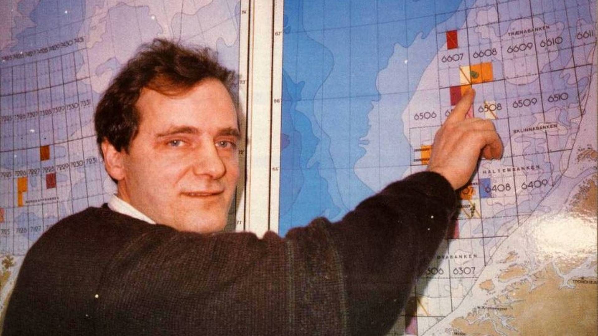 FUNN: Geologen Magnar Larsen ga aldri opp å finne olje på Norne-feltet, men ønsket aldri å være den som ble frontet etter funnet. Her er han likevel avbildet i Statoils internmagasin Status i 1993. | Foto: Faksimile: Status 1993/Sveinung Sletten