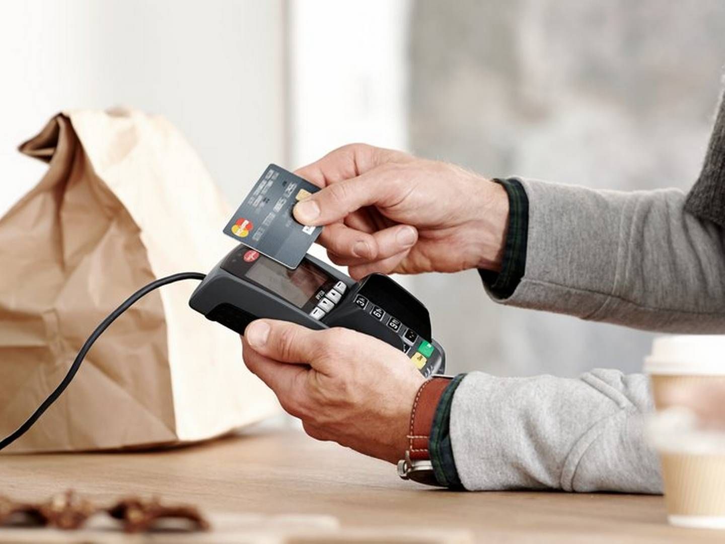 Dankort-gebyrene har stor betydning for kiosker, barer og bagerier med mange små betalinger. | Foto: Nets Pr