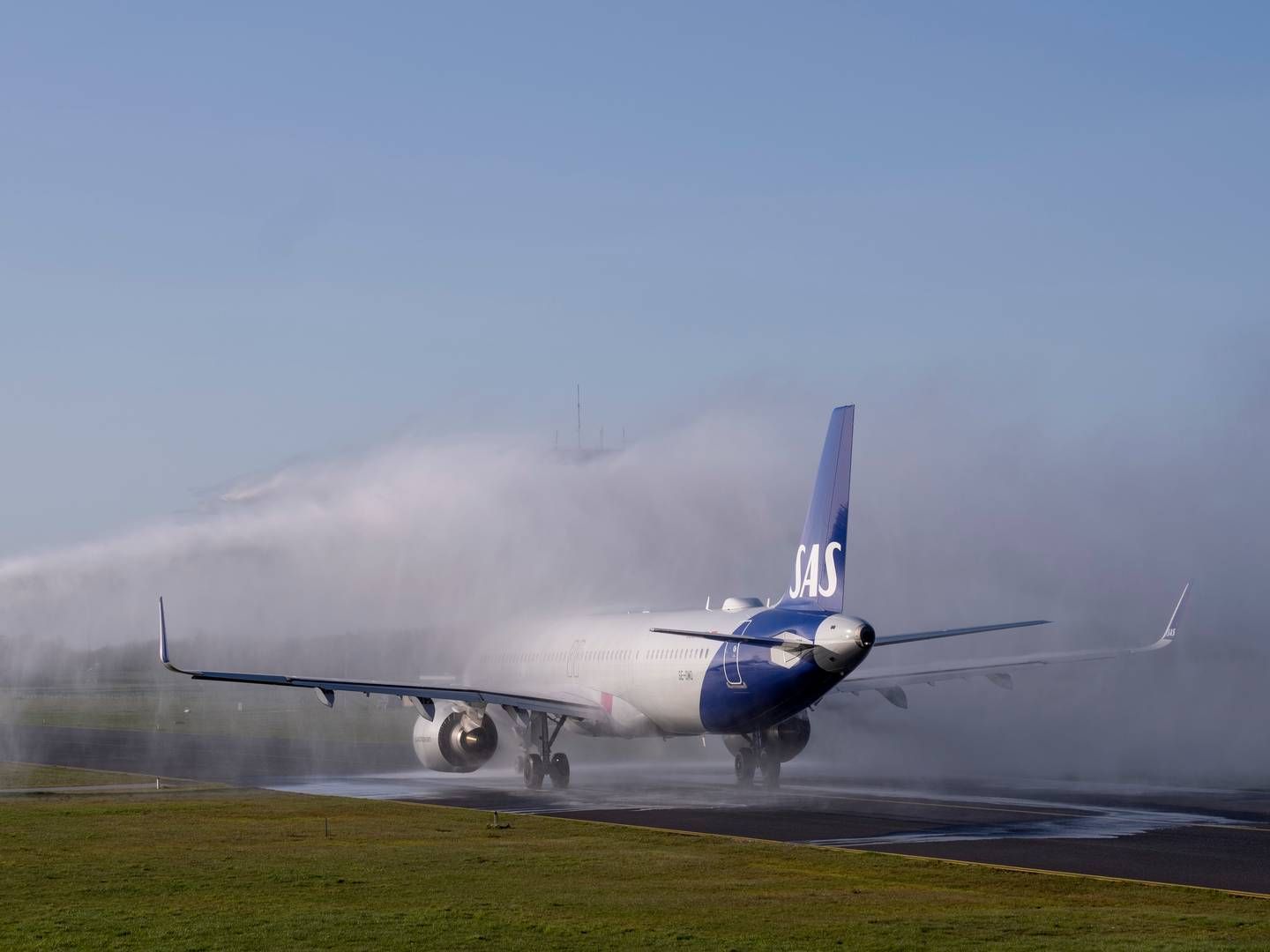 En arbejdskonflikt mellem flyveledere og det statsejede selskab Naviair koster på både tålmodigheden og pengepungen hos flyselskaberne. | Foto: Bo Amstrup/Ritzau Scanpix