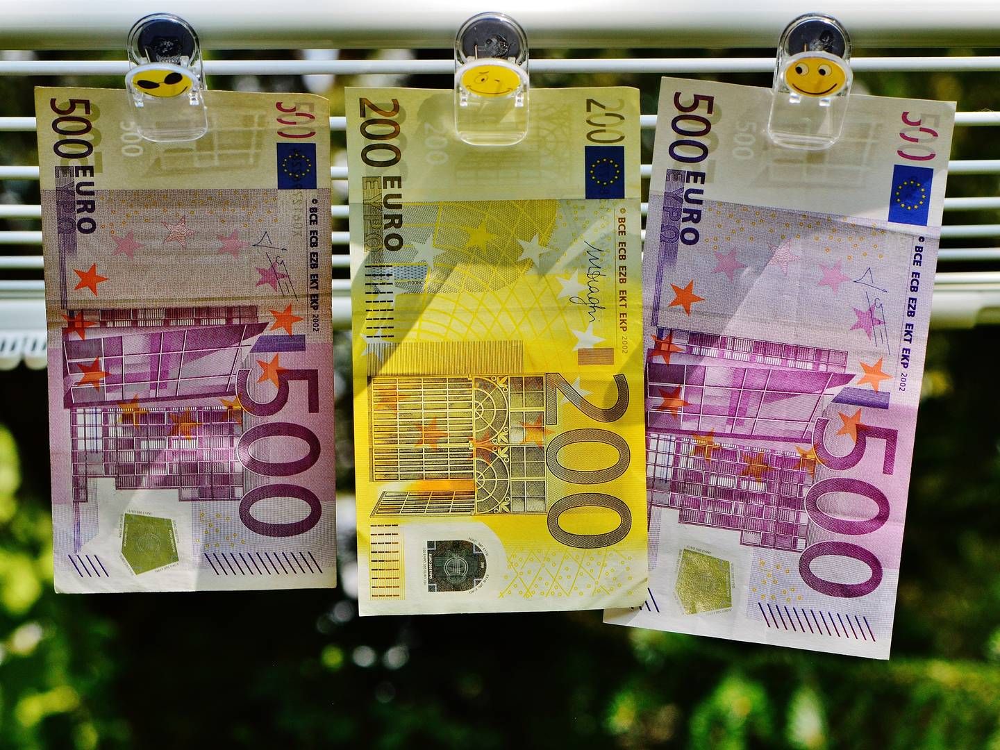 Tre mænd er sigtet for at tvinge 21-årig til at hæve 250.000 kr. | Foto: Pexels.com / Pixabay