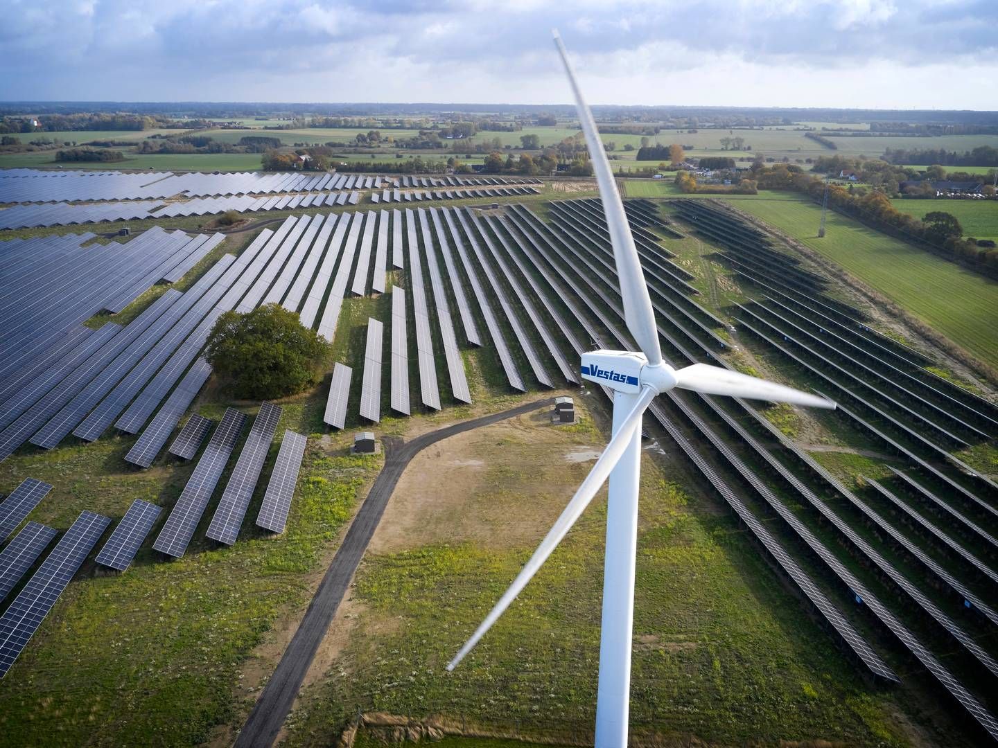 GRØNNE MILLIARDINNTEKTER: Utvidelsen av vind og sol i energisystemene vil med stor sikkerhet skape milliarder i nye inntekter for bransjen, ifølge danske eksperter. | Foto: Jens Dresling