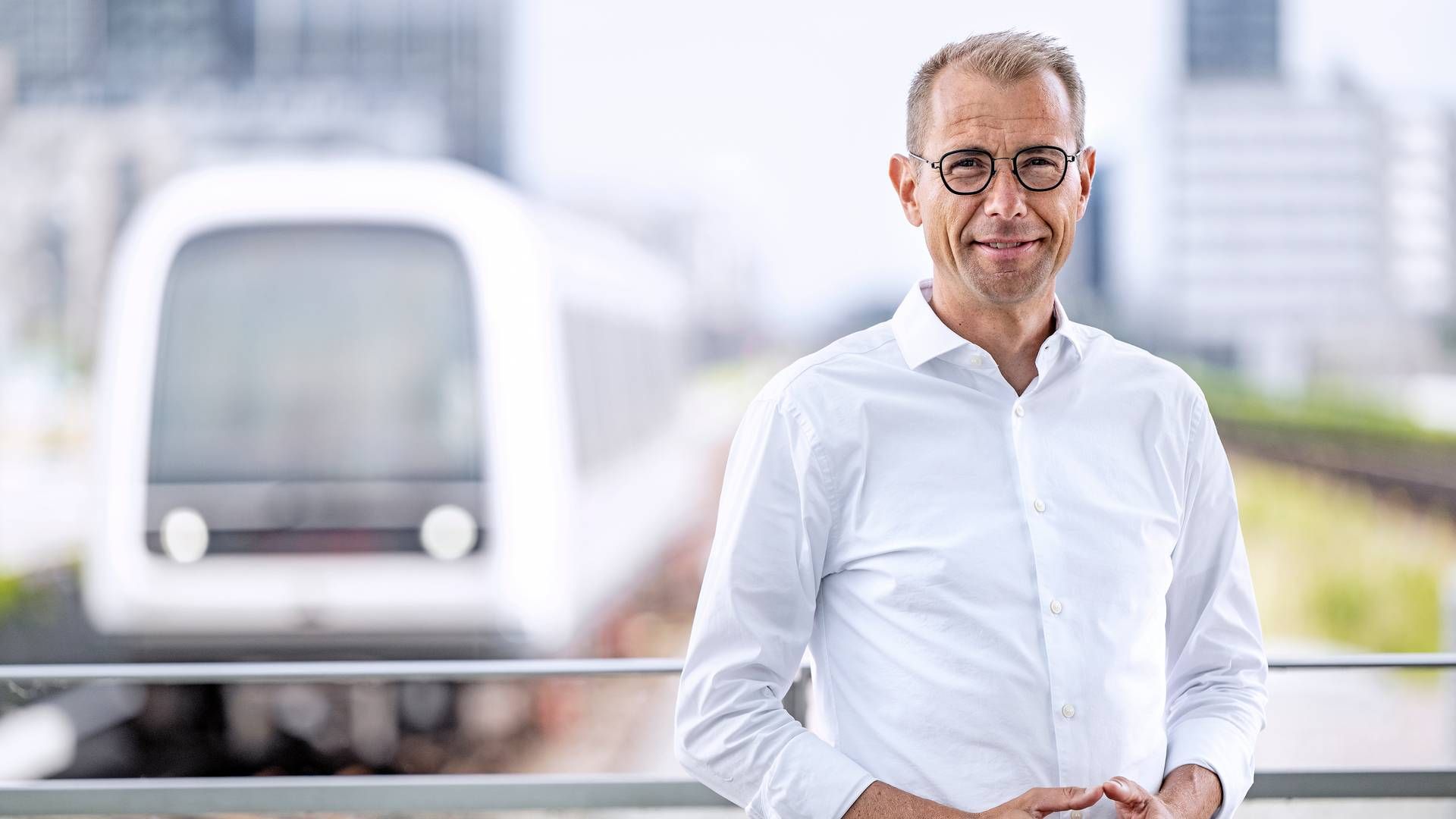 Carsten Riis, adm. direktør for Metroselskabet, fortæller, at Metroselskabet blandt andet har ansat flere medarbejdere for at sikre, at selskabet har de rette kompetencer i huset til at håndtere truslen. | Foto: Bax Lindhardt / Metroselskabet