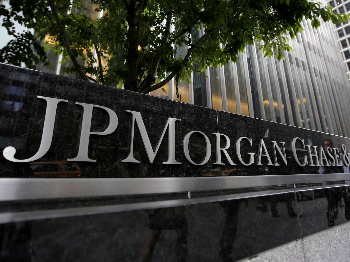 JP Morgan Chase vil i år putte et trecifret milliardbeløb målt i danske kroner i nye initiativer. | Photo: Mike Segar/Reuters/Ritzau Scanpix