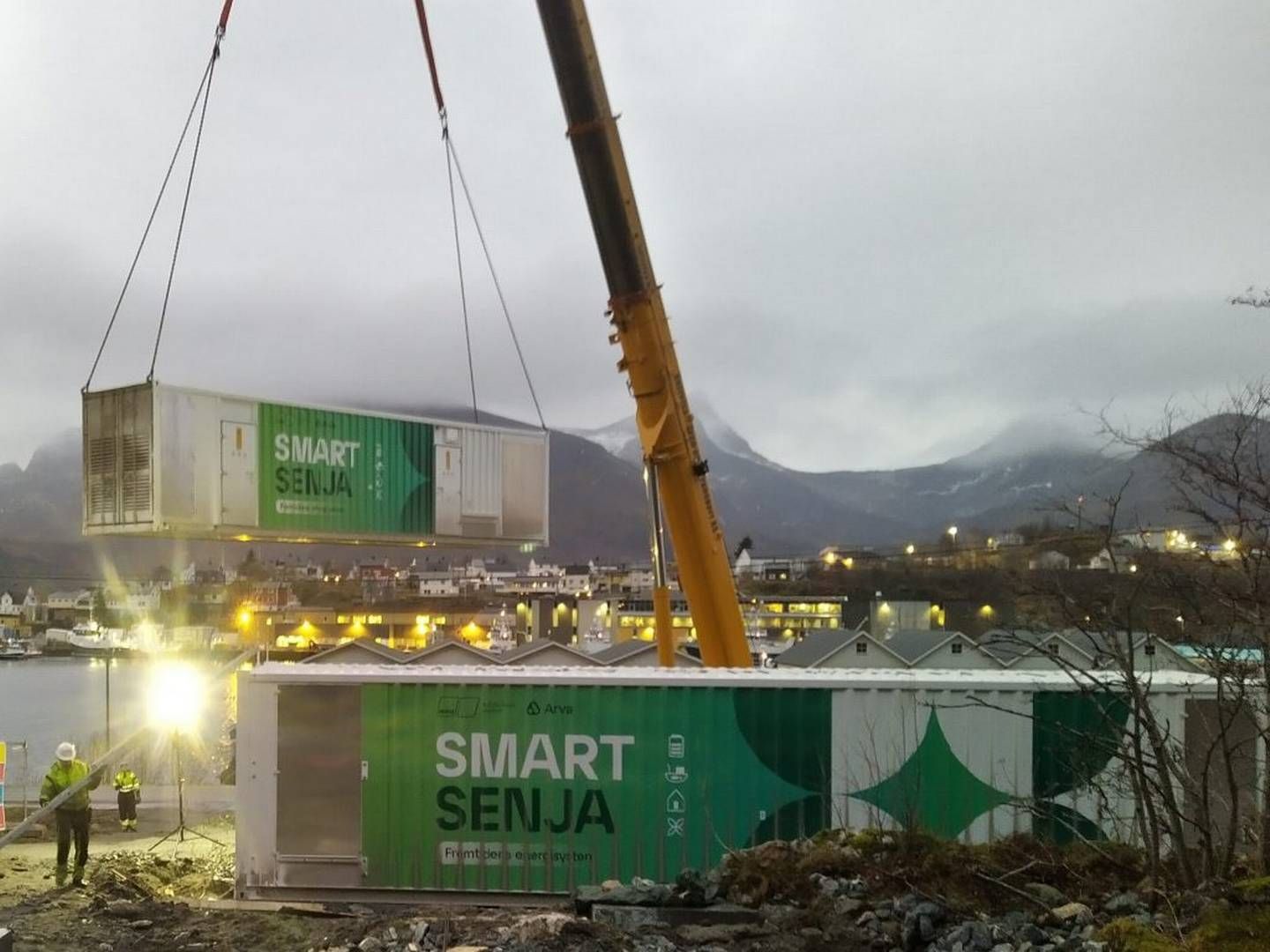 STØTTE: Prosjektet Smart Senja bidrar til mer sikkerhet, og større kapasitet i det lokale nettet på Husøy og Senjahopen. | Foto: Johannes Fjell Hojem/Smart Senja