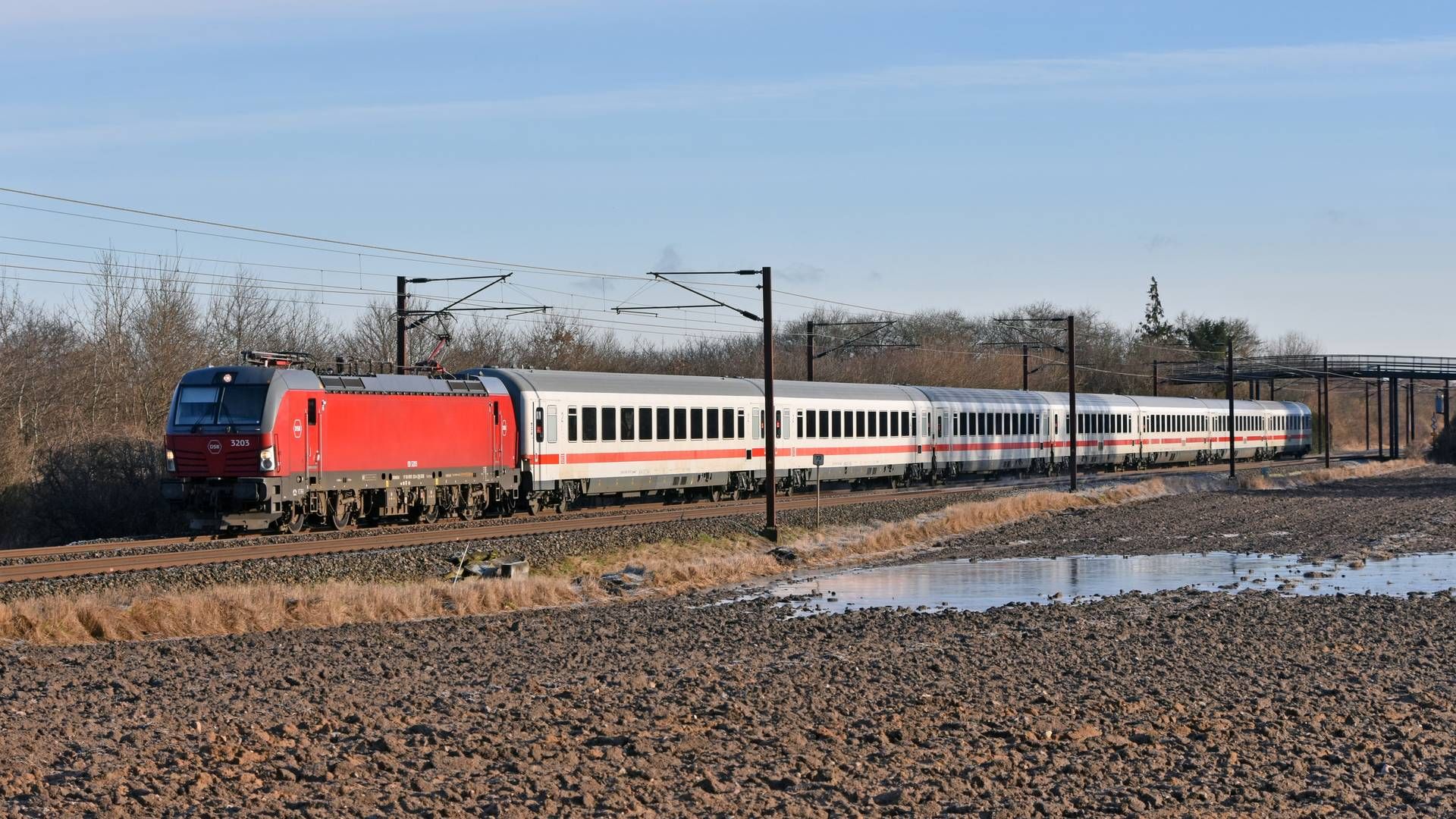 DSB har lejet en række IC1-vogne fra Deutsche Bahn for at opretholde kapacitet på internationale rejser, indtil de nye togstammer fra den spanske producent Talgo er klar. | Foto: Pr / Jan Lundstrøm for Dsb