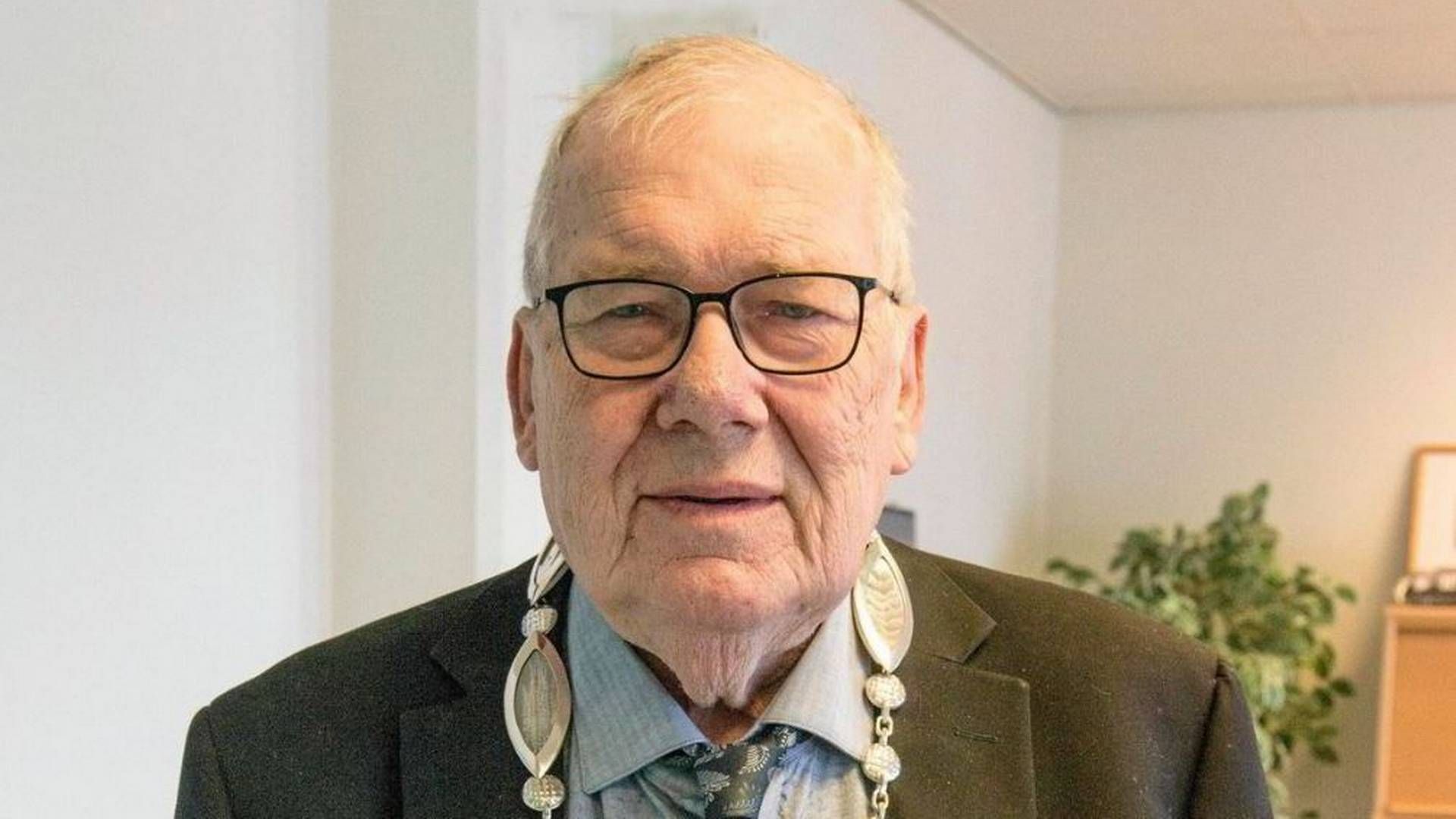 HAR VAKT ENGASJEMENT: Saken om industriutbygging har vakt reaksjoner i Hemnes. Ordfører Paul Asphaug (Sp) sier de skal ha respekt for at innbyggere ikke vil selge boligene sine.