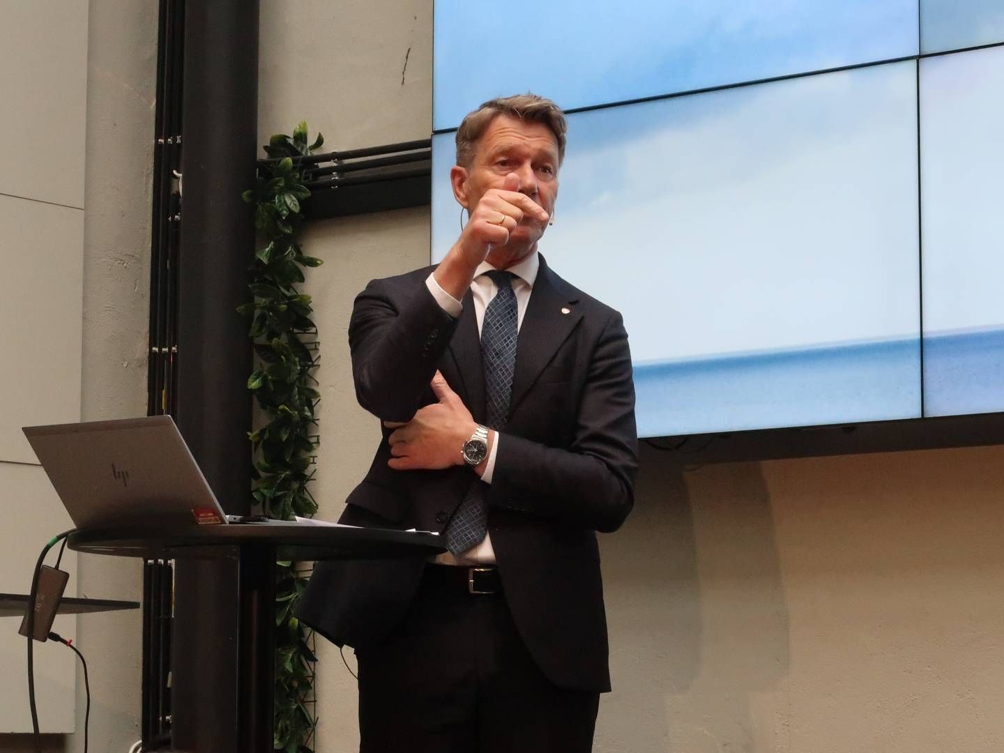 TA ANSVAR: Olje- og energiminister Terje Asland vil at Statnett og nettselskapene skal bygge ut nettet i forkant slik at industrien kan være trygge når de tar sine investeringsbeslutninger. | Foto: Anders Lie Brenna