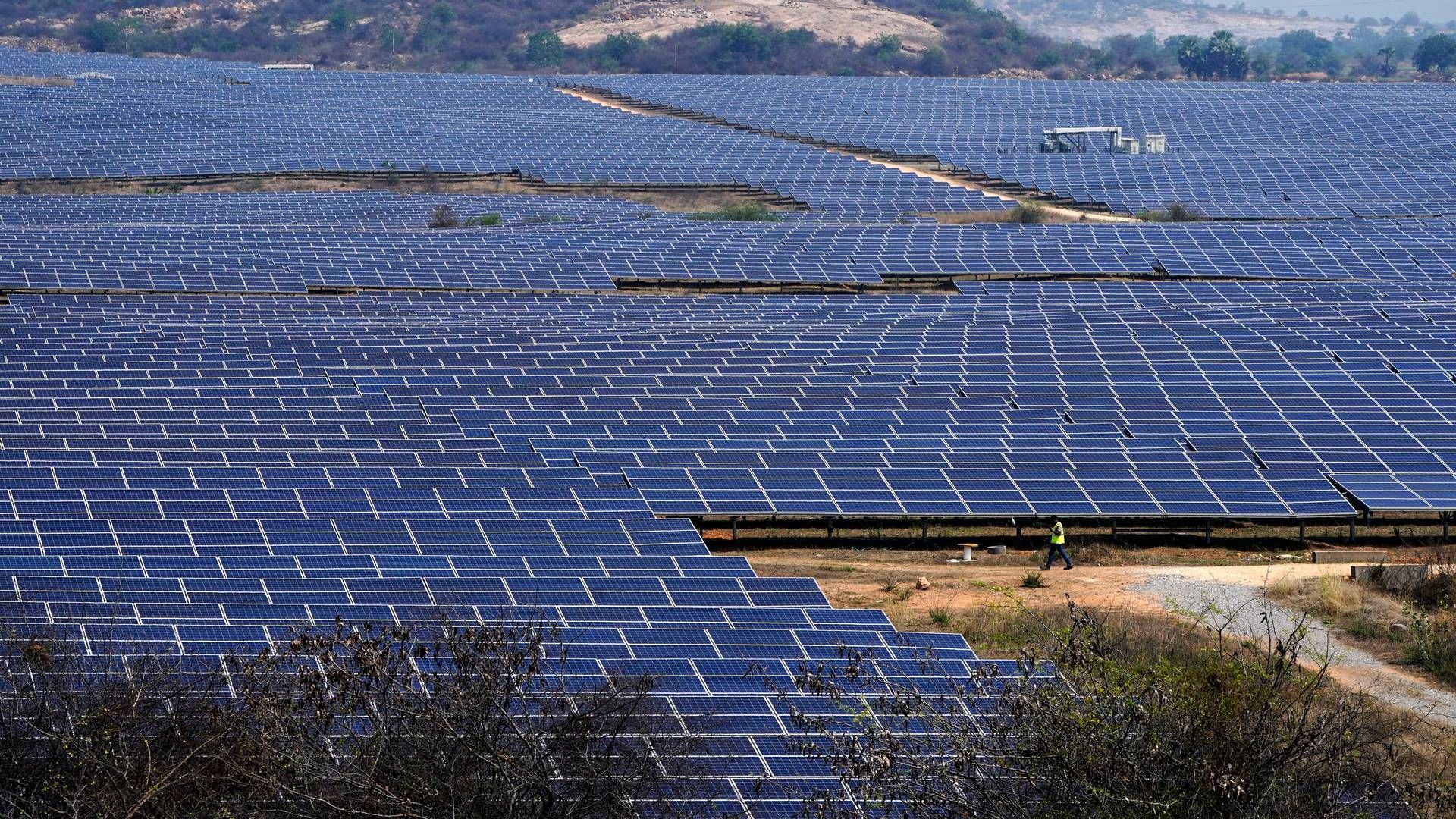 Solkraftverk den sørlige indiske delstaten Telangana. | Foto: AP Photo/Mahesh Kumar A