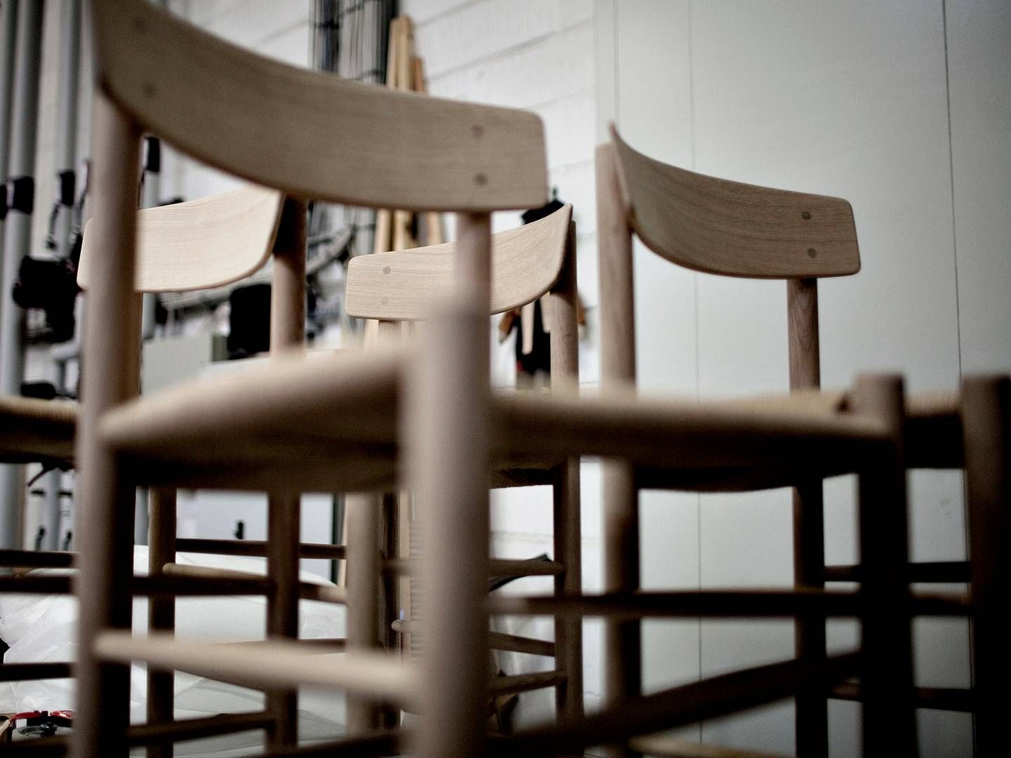 Møbelproducenten Fredericia Furniture producerer møbler af blandt andre Børge Mogensen og Hans J. Wegner. | Photo: Joachim Adrian/Politiken/Ritzau Scanpix